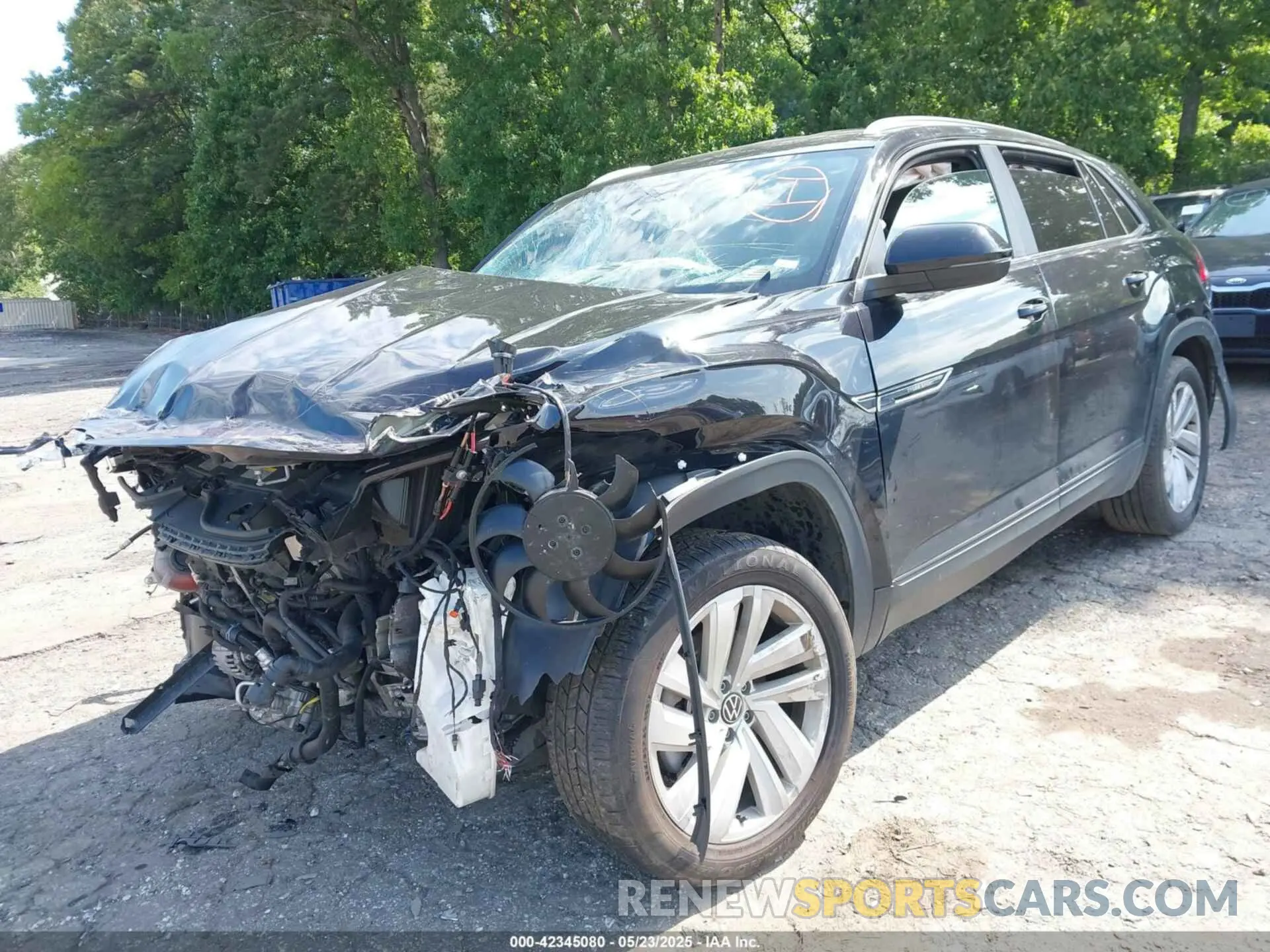 6 Photograph of a damaged car 1V2HE2CA8PC203505 VOLKSWAGEN ATLAS CROSS SPORT 2023
