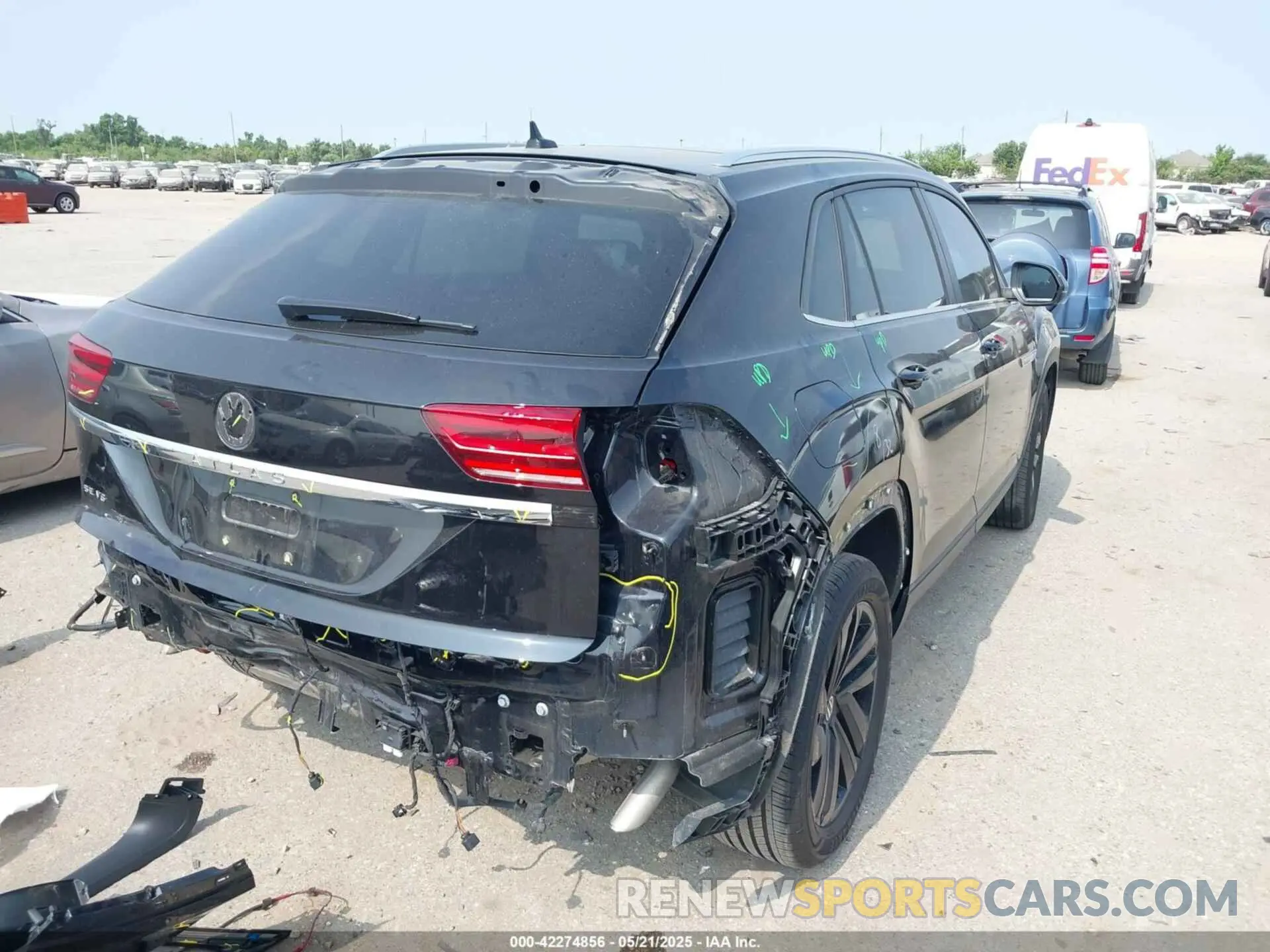 4 Photograph of a damaged car 1V2JE2CA6PC201320 VOLKSWAGEN ATLAS CROSS SPORT 2023
