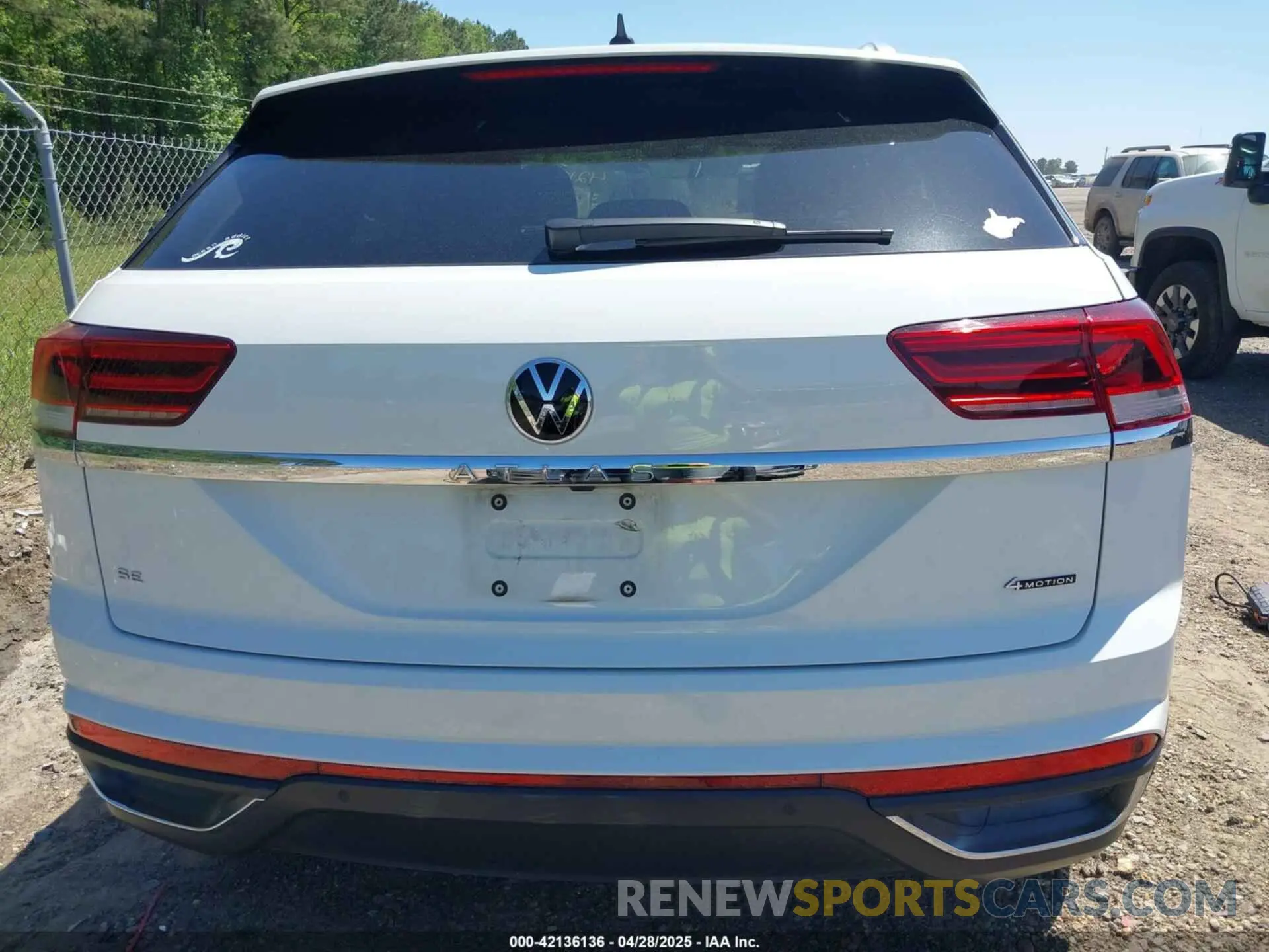 16 Photograph of a damaged car 1V2KC2CA2PC220778 VOLKSWAGEN ATLAS CROSS SPORT 2023