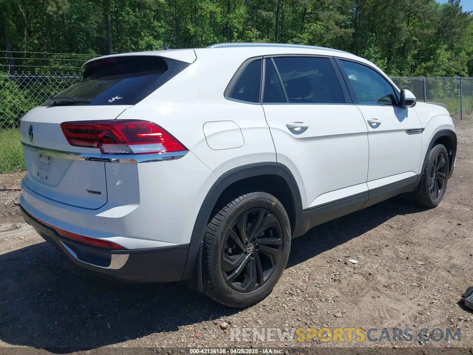 4 Photograph of a damaged car 1V2KC2CA2PC220778 VOLKSWAGEN ATLAS CROSS SPORT 2023