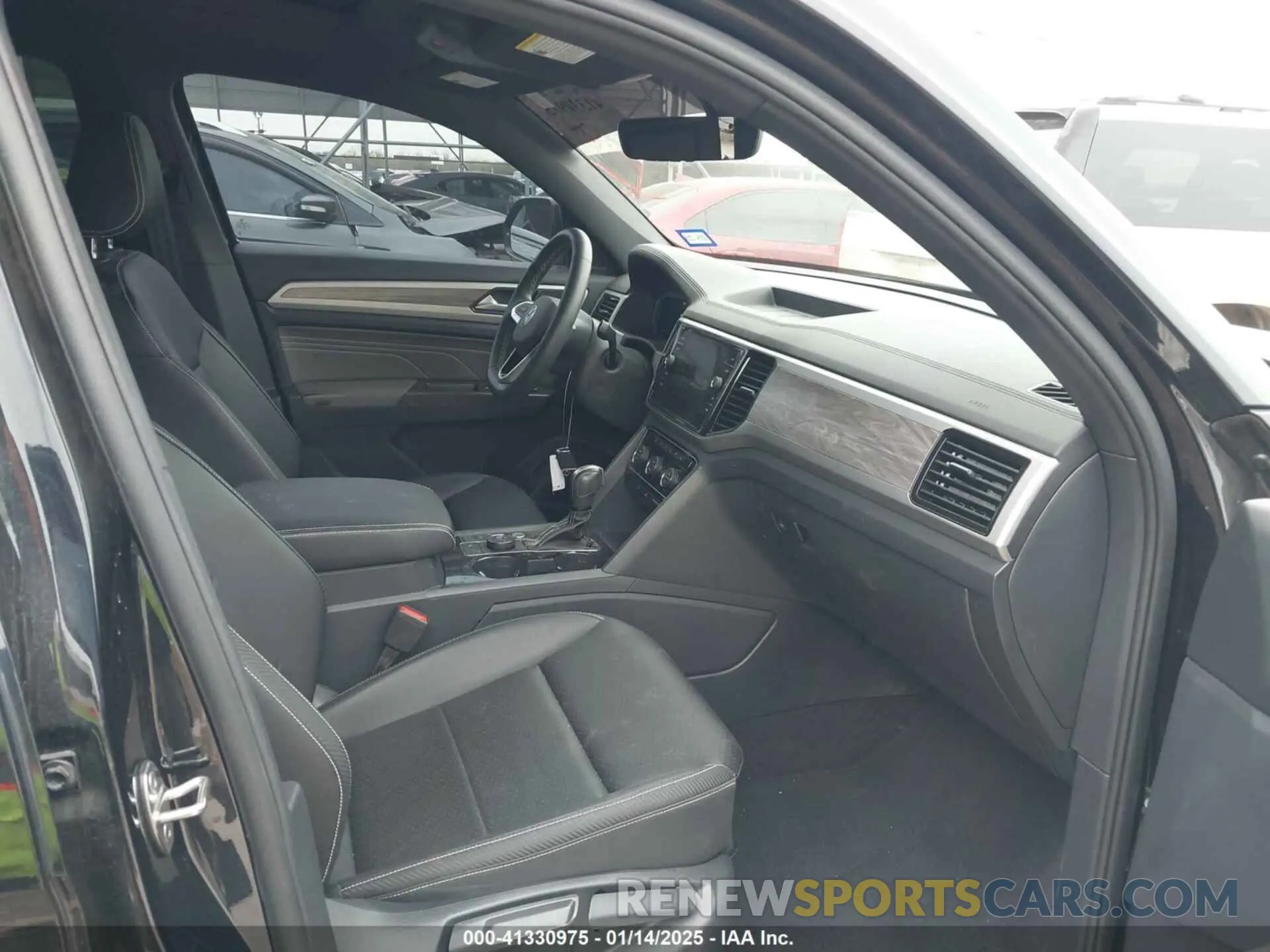 5 Photograph of a damaged car 1V2KE2CA8PC225834 VOLKSWAGEN ATLAS CROSS SPORT 2023