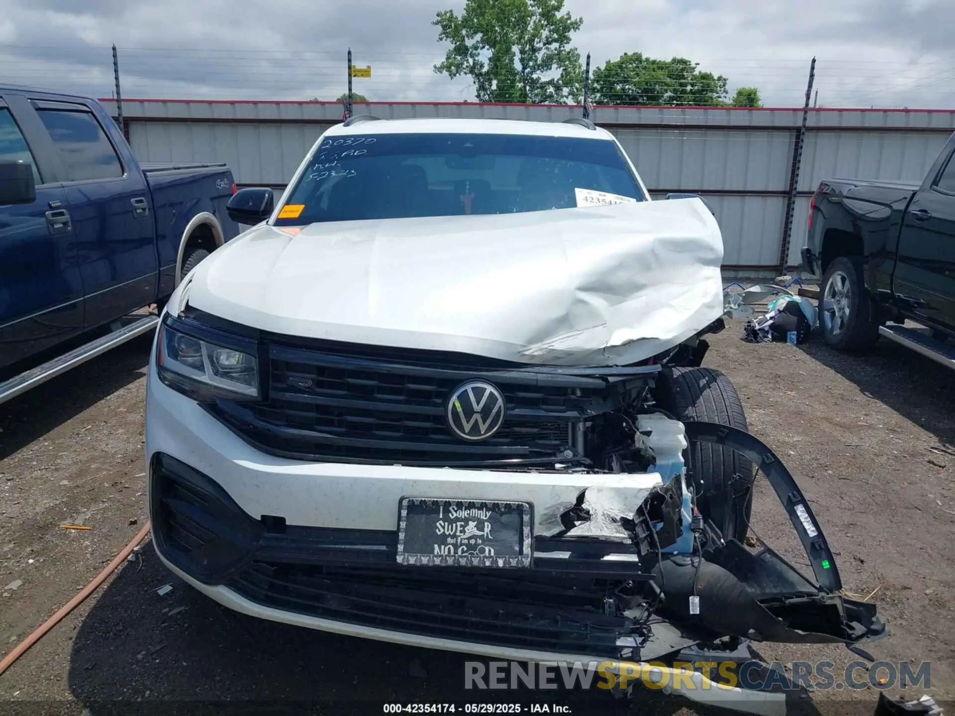 12 Photograph of a damaged car 1V2SC2CA1PC222828 VOLKSWAGEN ATLAS CROSS SPORT 2023