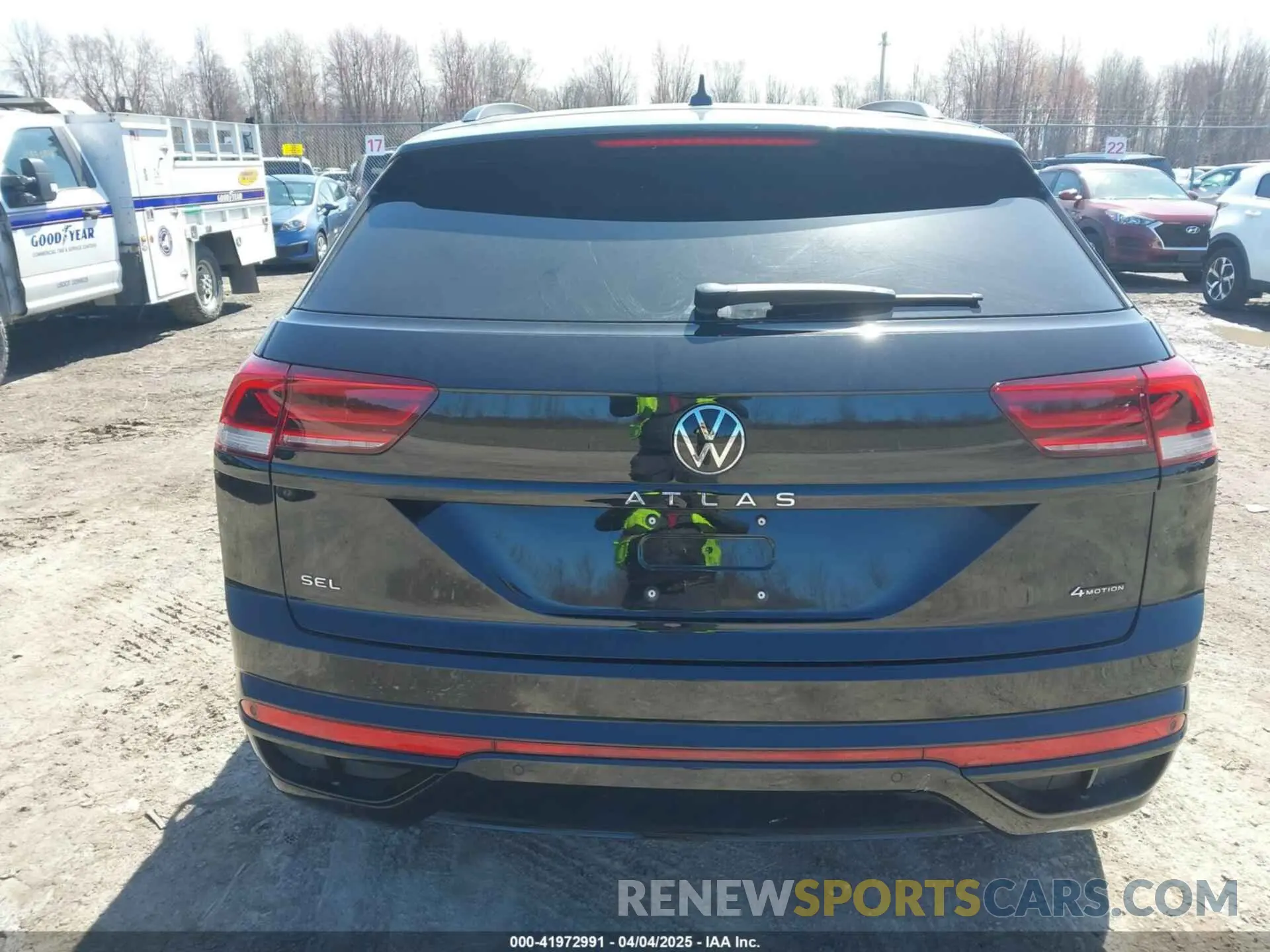 16 Photograph of a damaged car 1V2SC2CA9PC204822 VOLKSWAGEN ATLAS CROSS SPORT 2023