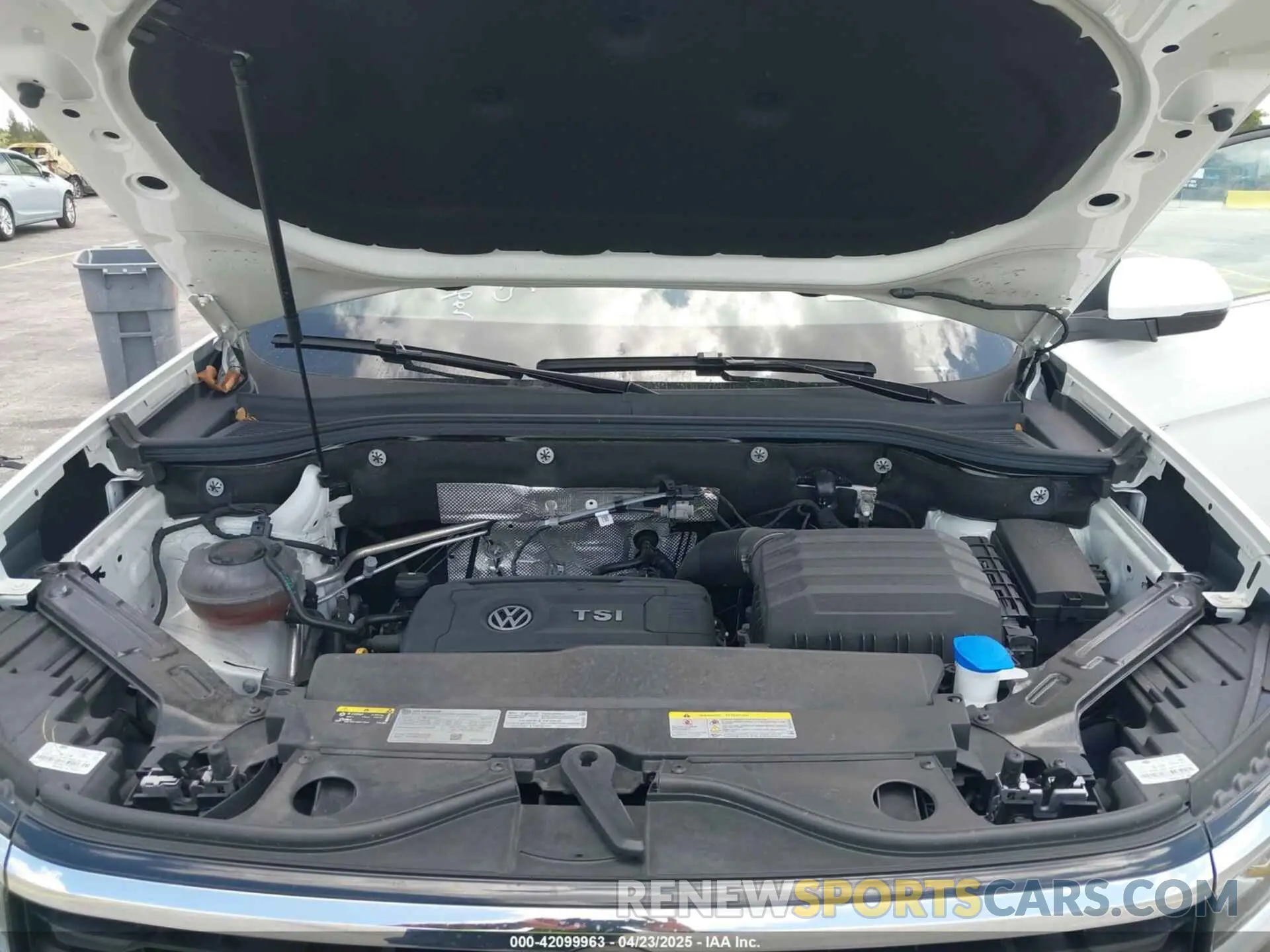 10 Photograph of a damaged car 1V2WC2CA1PC226444 VOLKSWAGEN ATLAS CROSS SPORT 2023