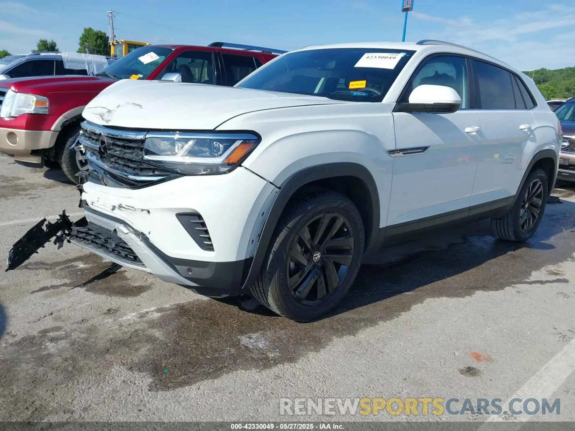 2 Photograph of a damaged car 1V2WC2CA3PC228213 VOLKSWAGEN ATLAS CROSS SPORT 2023