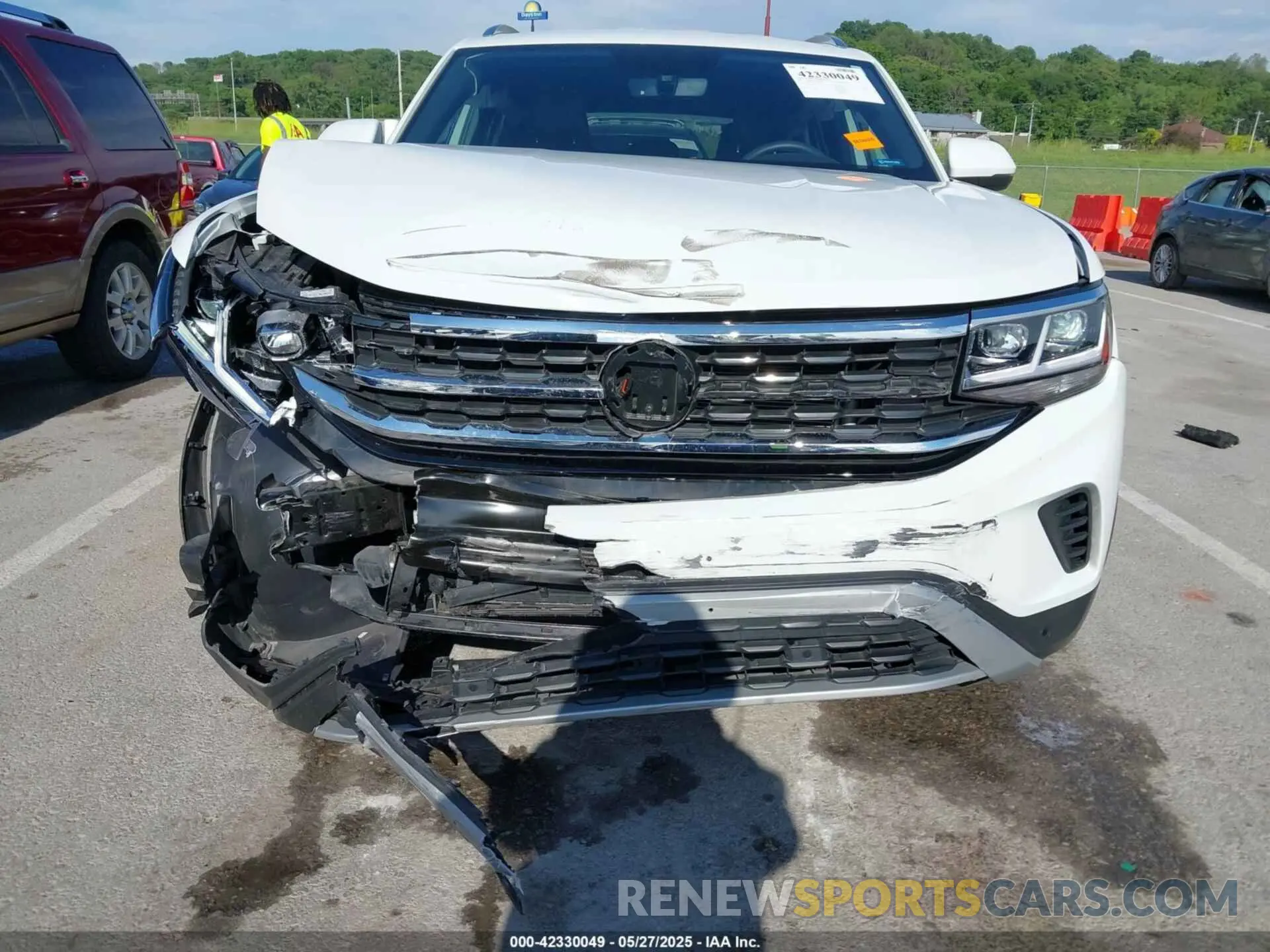 6 Photograph of a damaged car 1V2WC2CA3PC228213 VOLKSWAGEN ATLAS CROSS SPORT 2023