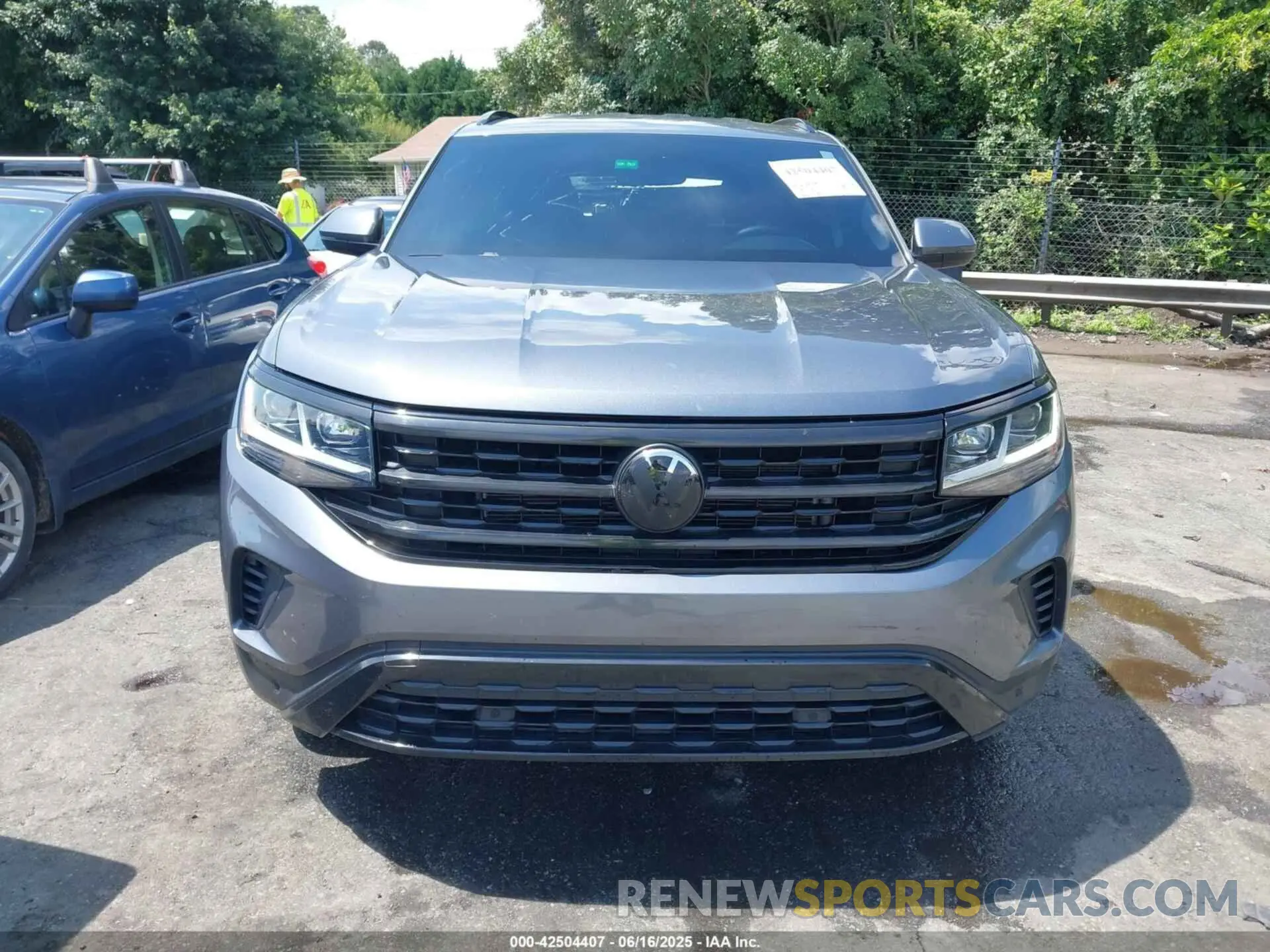 12 Photograph of a damaged car 1V2WE2CA0PC221794 VOLKSWAGEN ATLAS CROSS SPORT 2023