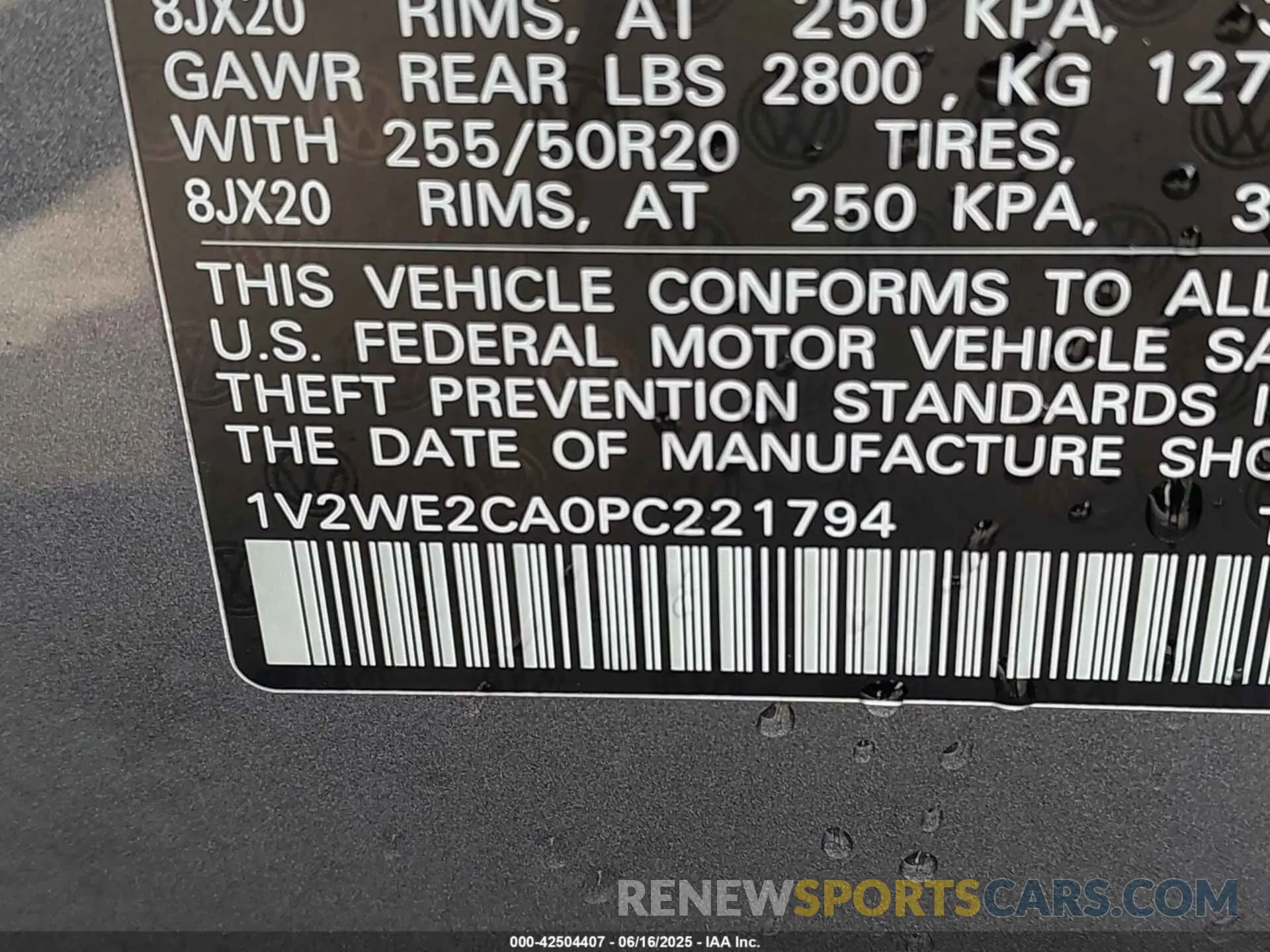 9 Photograph of a damaged car 1V2WE2CA0PC221794 VOLKSWAGEN ATLAS CROSS SPORT 2023