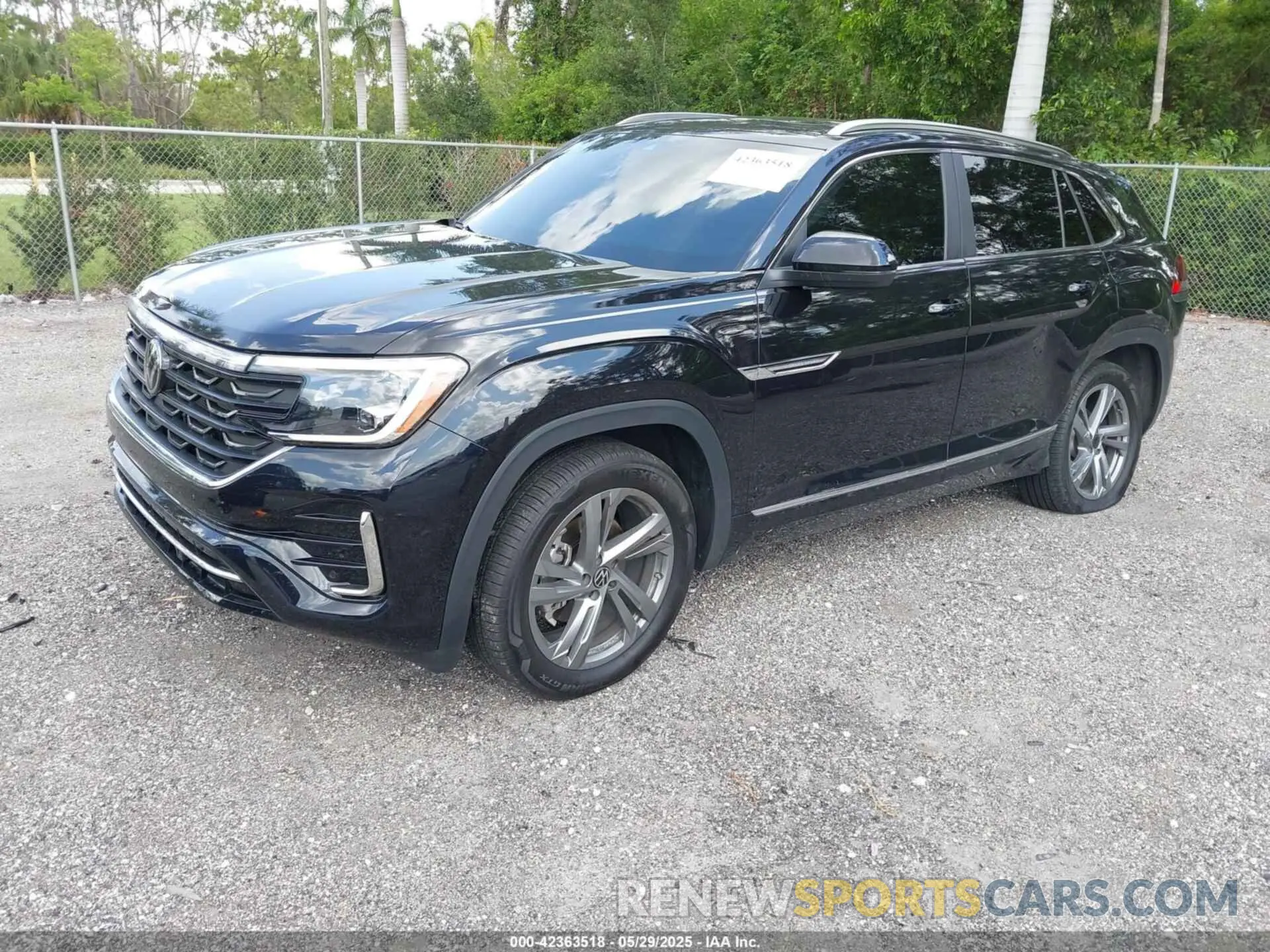 2 Photograph of a damaged car 1V2AE2CA6RC251895 VOLKSWAGEN ATLAS CROSS SPORT 2024