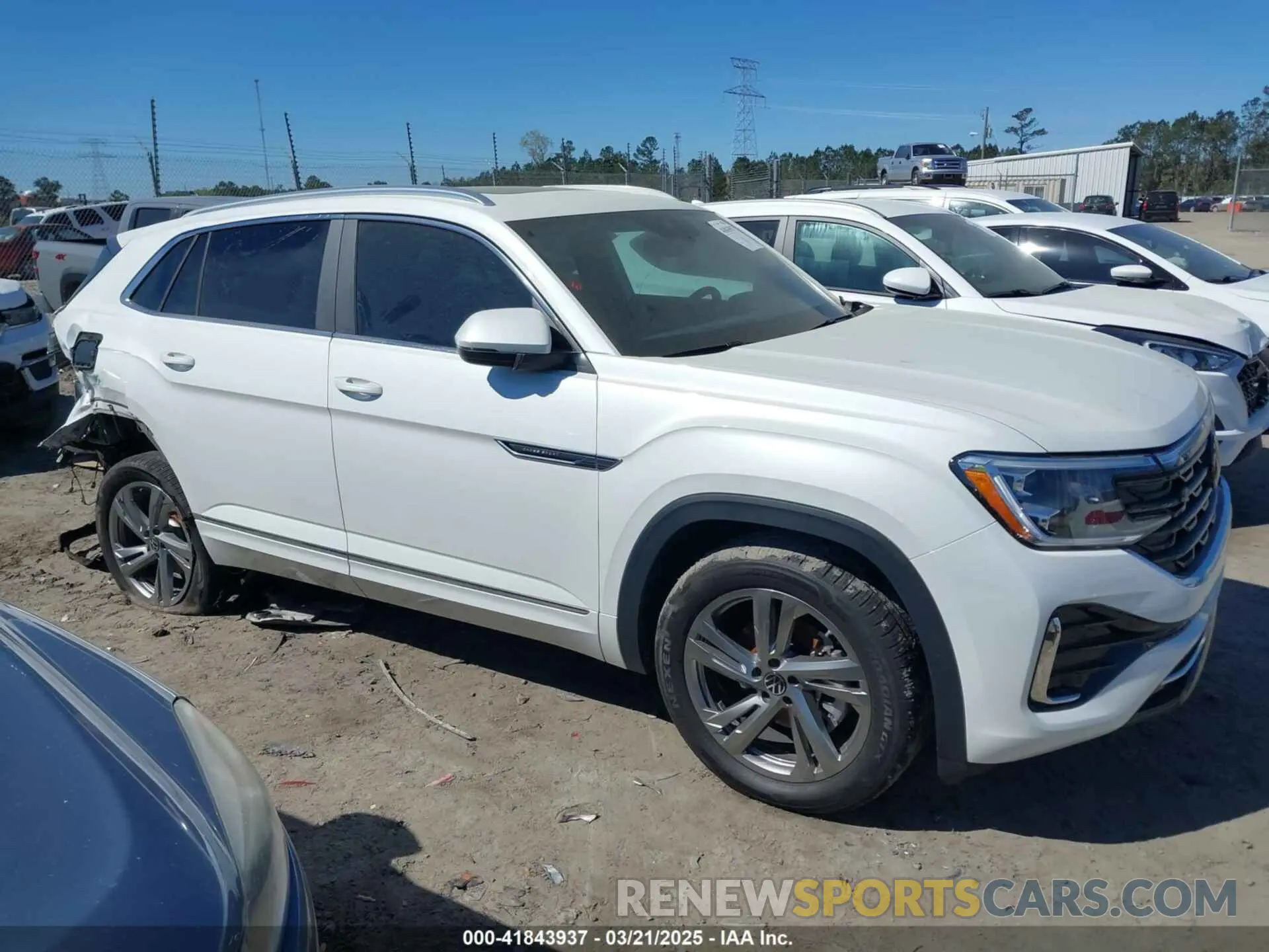 12 Photograph of a damaged car 1V2AE2CAXRC216700 VOLKSWAGEN ATLAS CROSS SPORT 2024