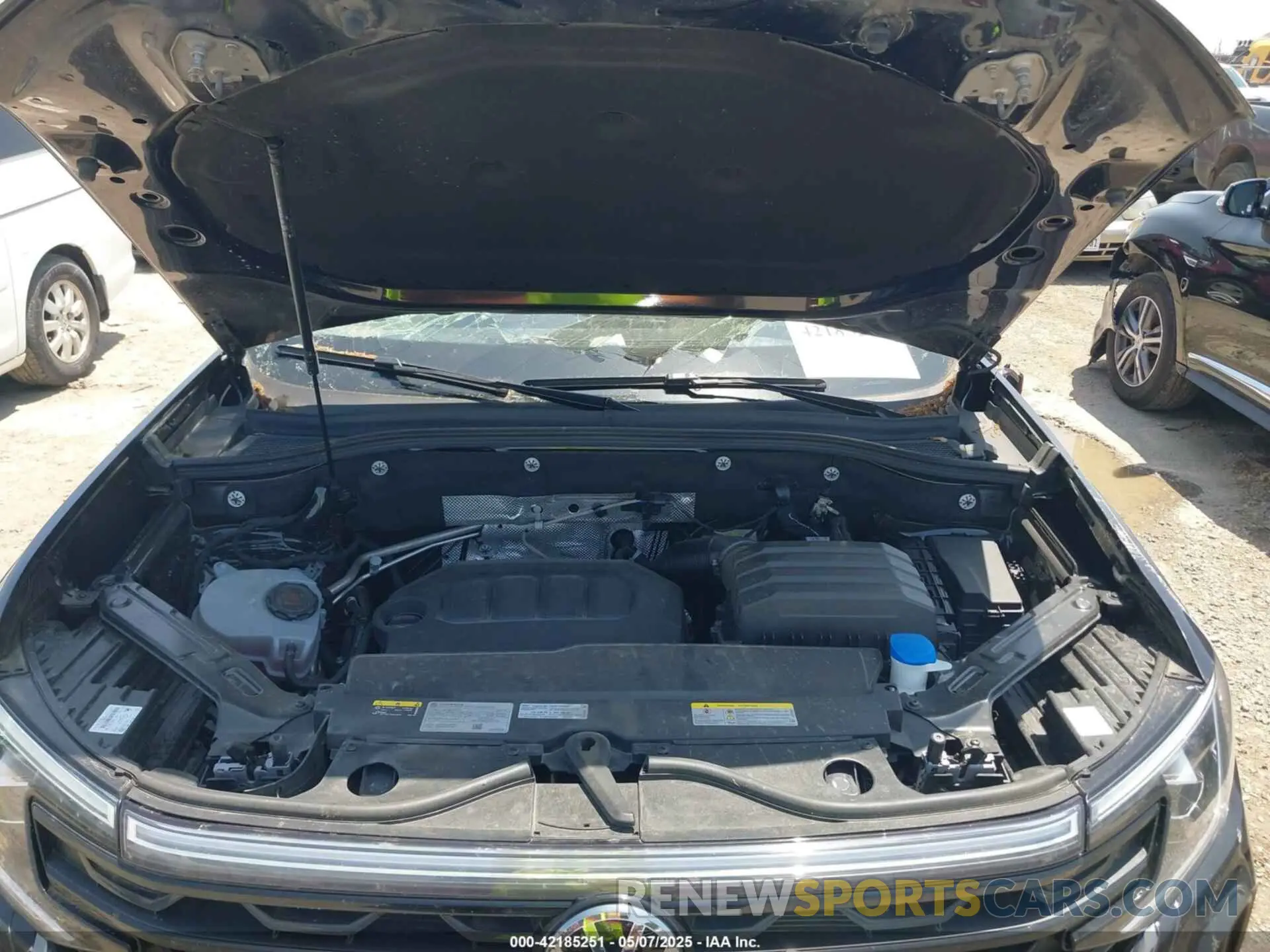 10 Photograph of a damaged car 1V2BE2CA3RC233021 VOLKSWAGEN ATLAS CROSS SPORT 2024