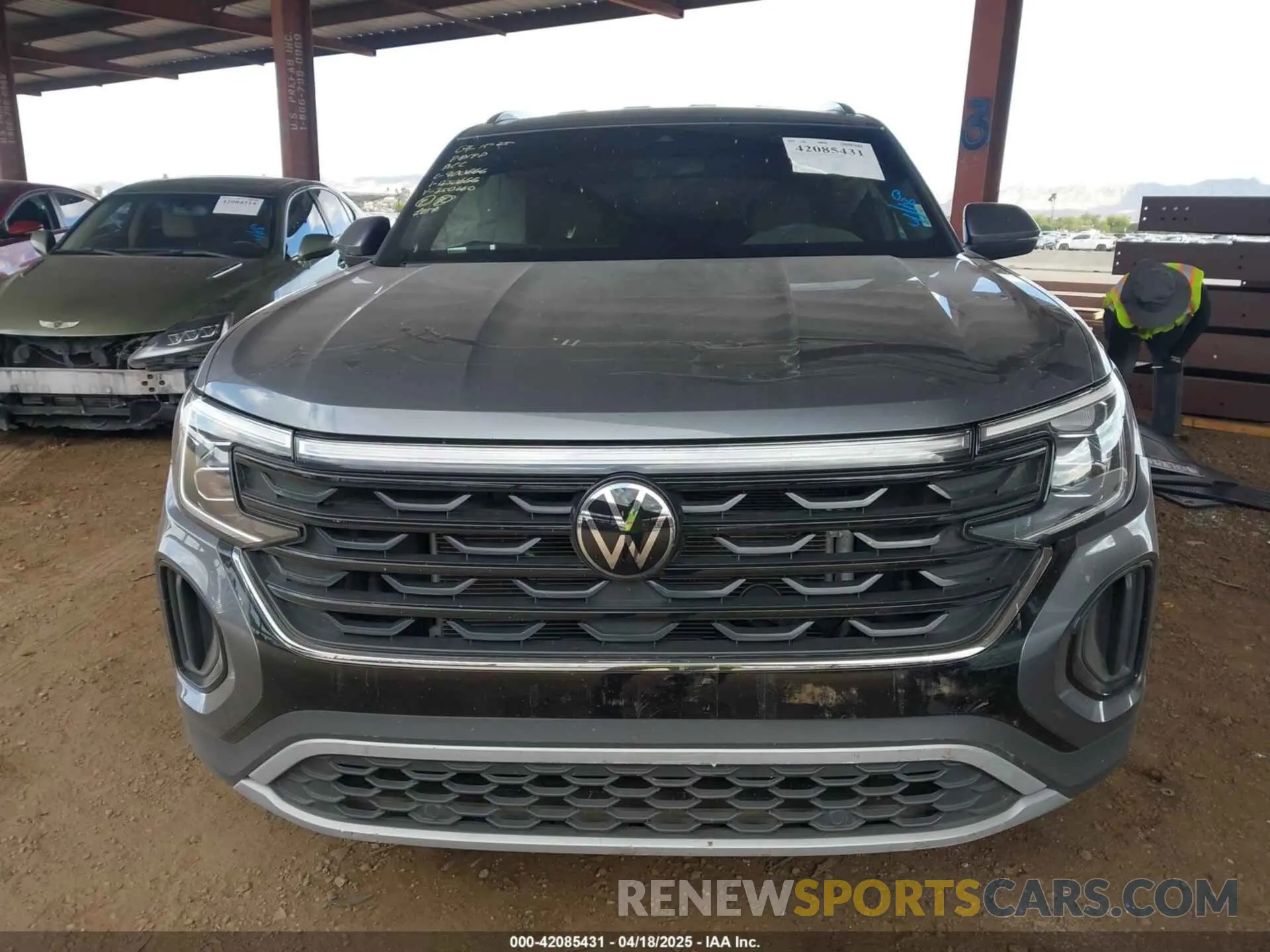12 Photograph of a damaged car 1V2DE2CA0RC250660 VOLKSWAGEN ATLAS CROSS SPORT 2024