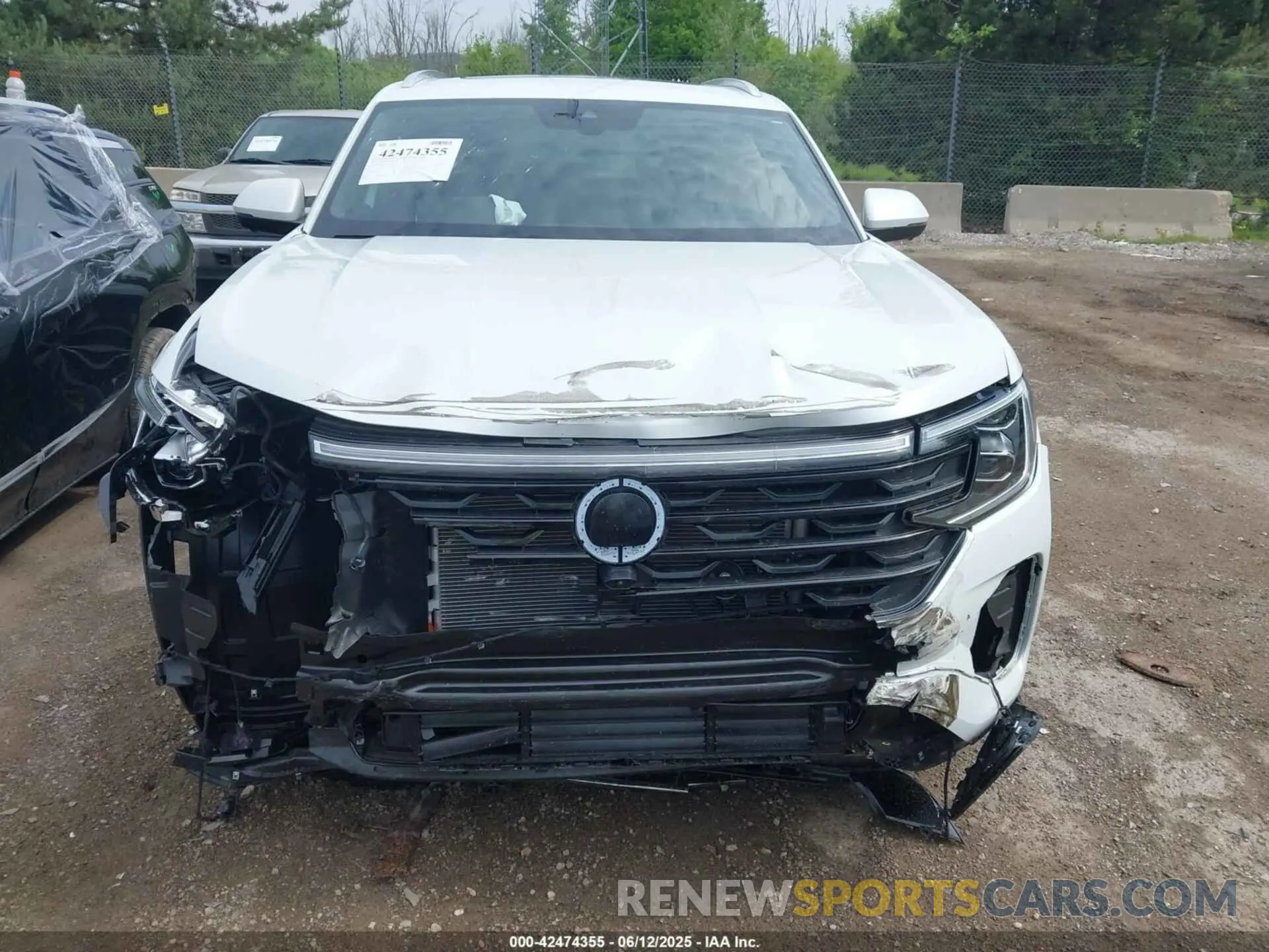 13 Photograph of a damaged car 1V2FE2CA2RC259689 VOLKSWAGEN ATLAS CROSS SPORT 2024