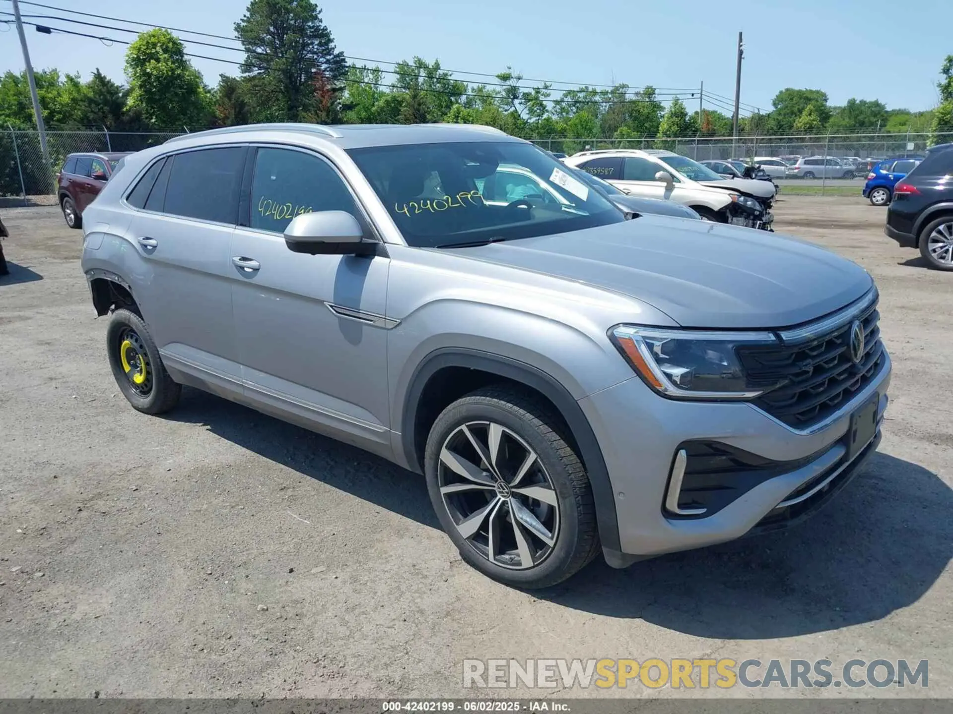 1 Photograph of a damaged car 1V2FE2CA5RC204802 VOLKSWAGEN ATLAS CROSS SPORT 2024