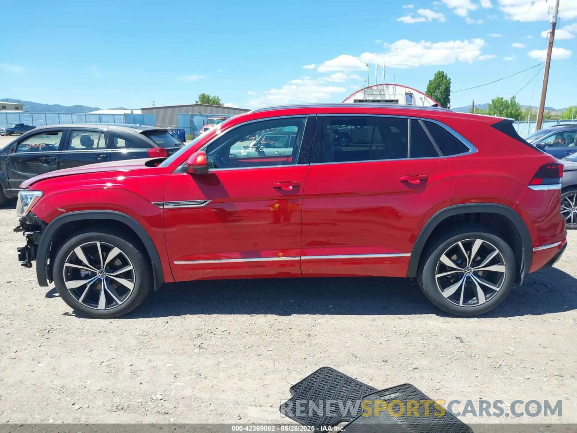 15 Photograph of a damaged car 1V2FE2CA6RC259193 VOLKSWAGEN ATLAS CROSS SPORT 2024