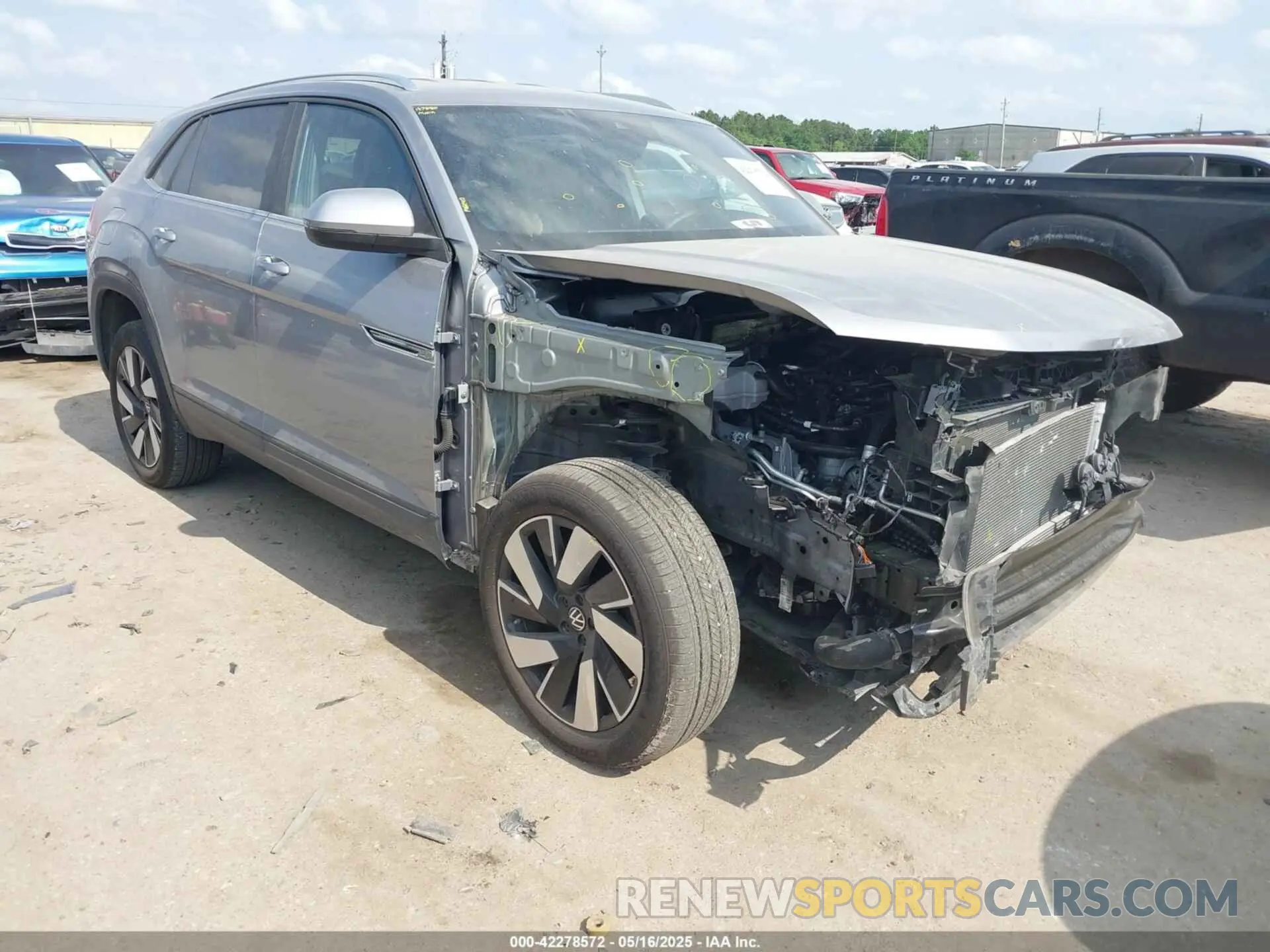 1 Photograph of a damaged car 1V2HE2CA5RC216070 VOLKSWAGEN ATLAS CROSS SPORT 2024