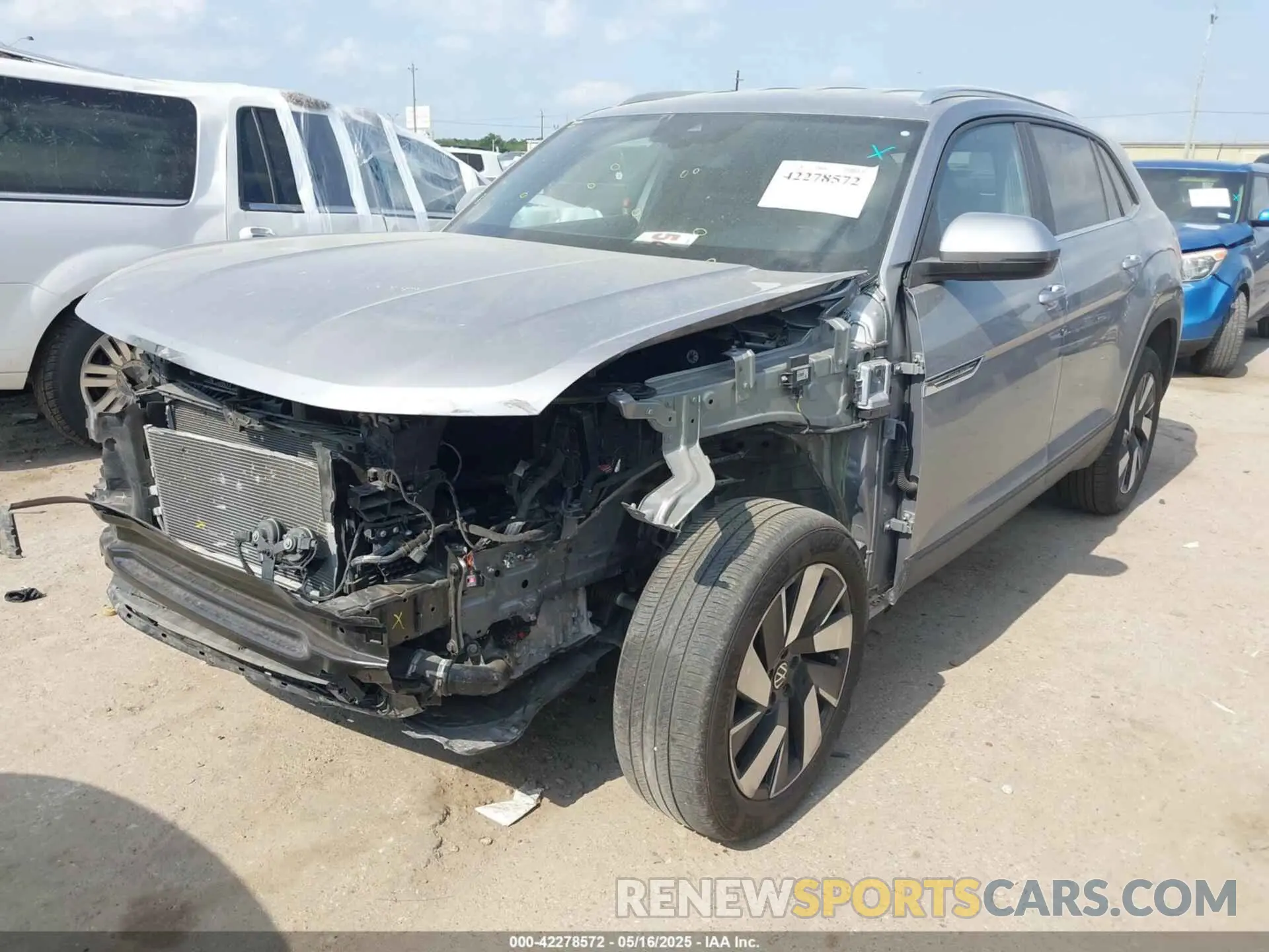 2 Photograph of a damaged car 1V2HE2CA5RC216070 VOLKSWAGEN ATLAS CROSS SPORT 2024