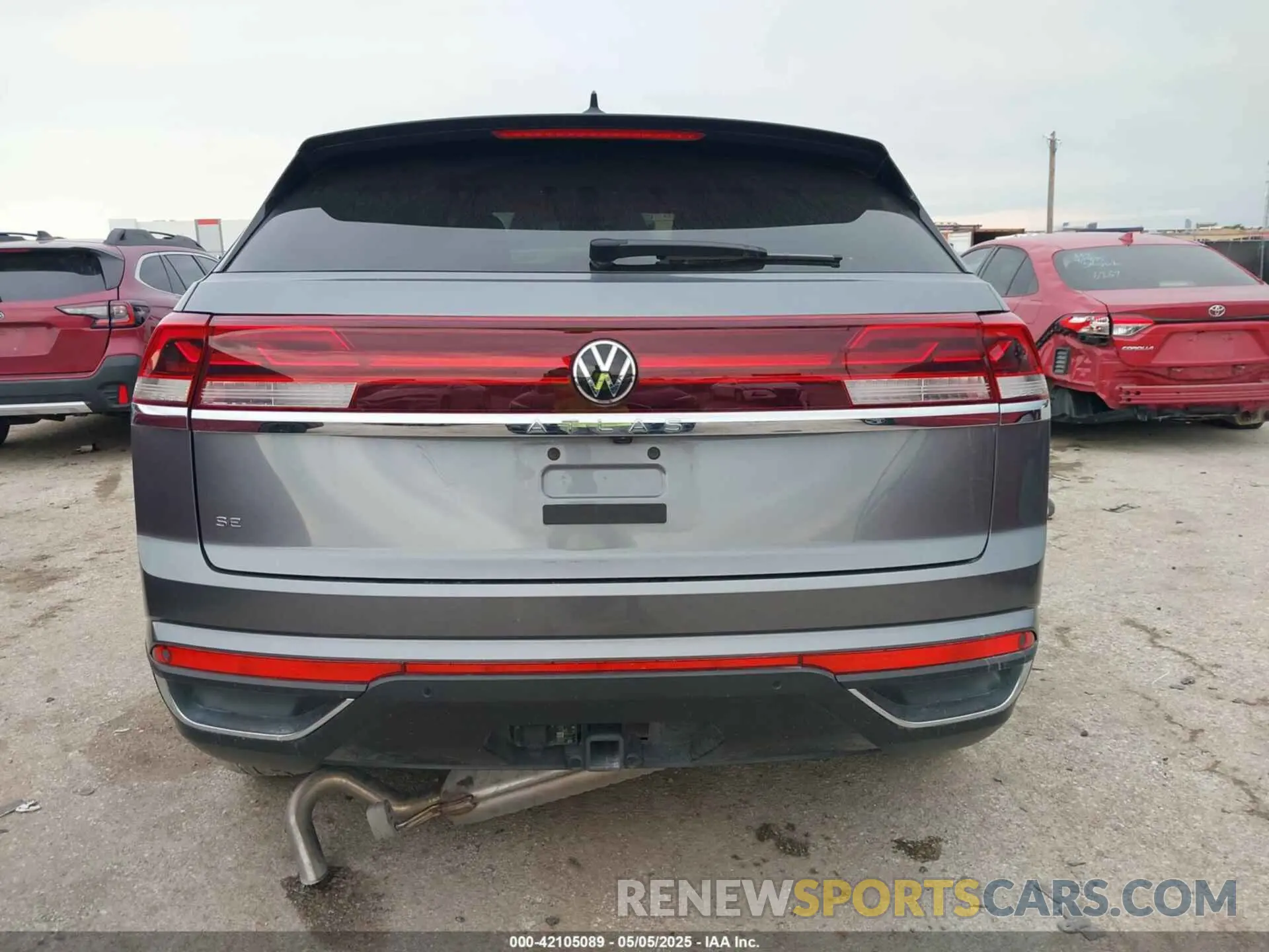 16 Photograph of a damaged car 1V2JE2CA4RC248607 VOLKSWAGEN ATLAS CROSS SPORT 2024