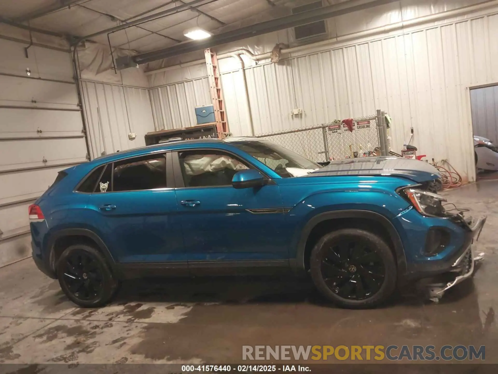 13 Photograph of a damaged car 1V2KE2CA6RC203639 VOLKSWAGEN ATLAS CROSS SPORT 2024