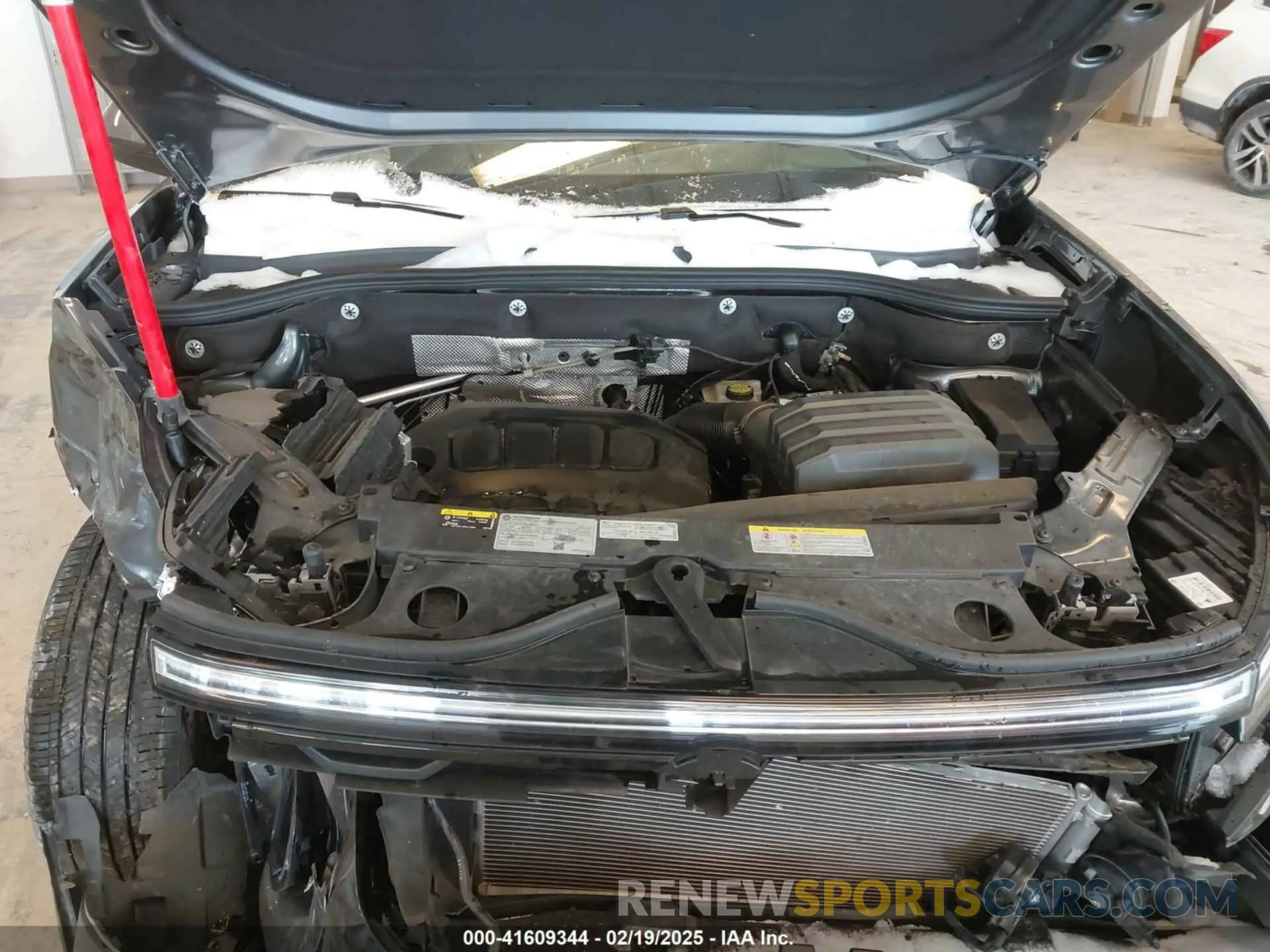 10 Photograph of a damaged car 1V2LE2CA2RC223746 VOLKSWAGEN ATLAS CROSS SPORT 2024