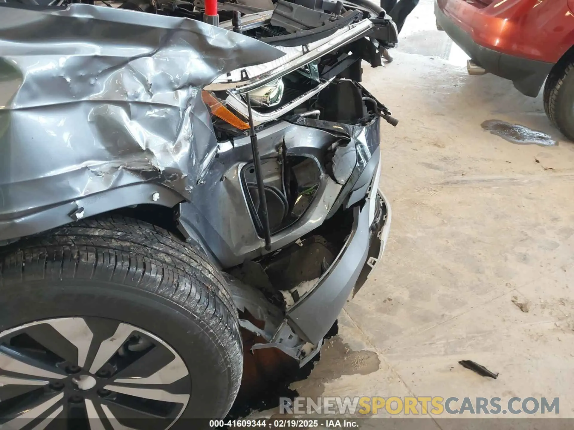 6 Photograph of a damaged car 1V2LE2CA2RC223746 VOLKSWAGEN ATLAS CROSS SPORT 2024