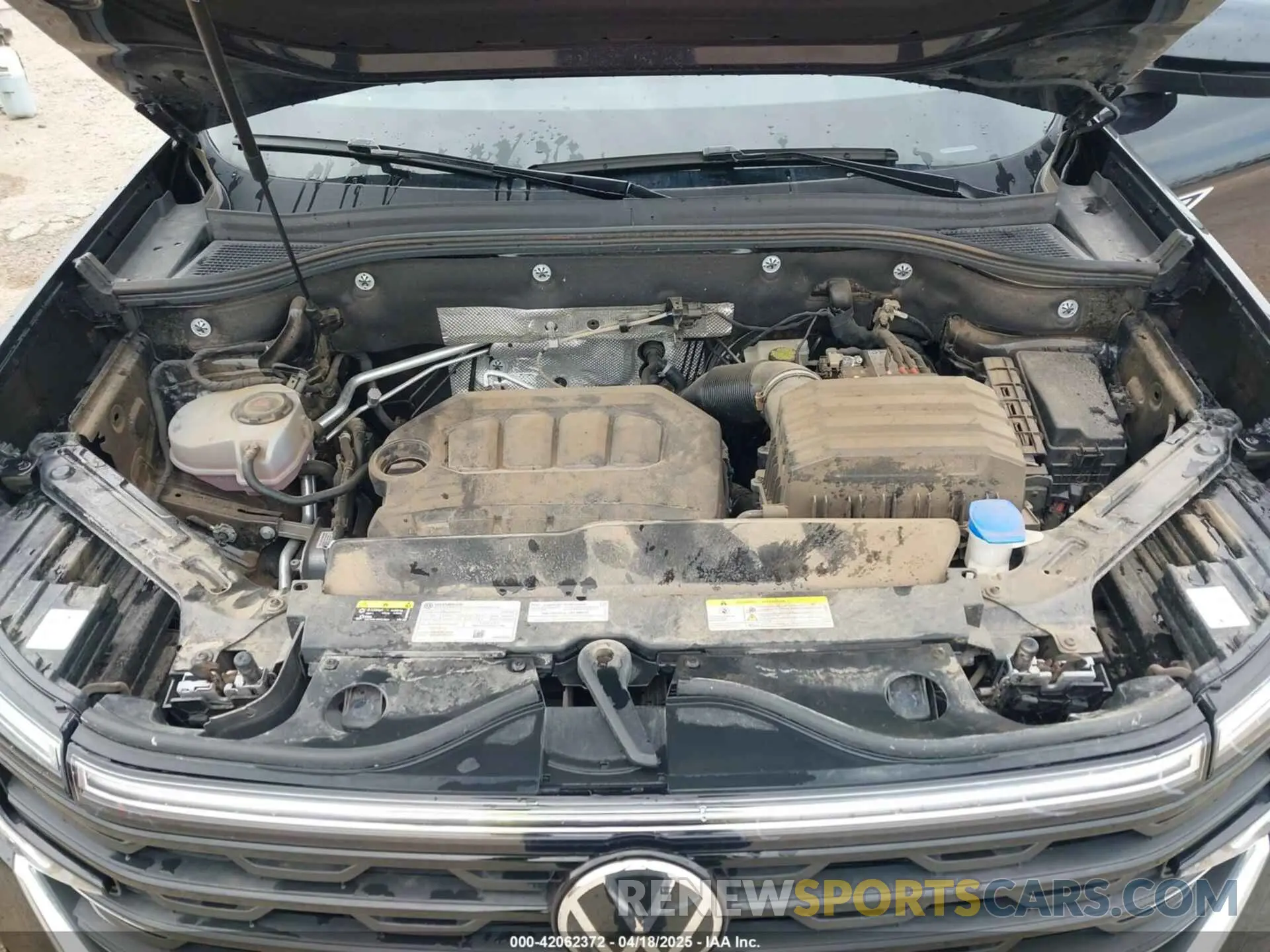 10 Photograph of a damaged car 1V2LE2CA4RC229547 VOLKSWAGEN ATLAS CROSS SPORT 2024