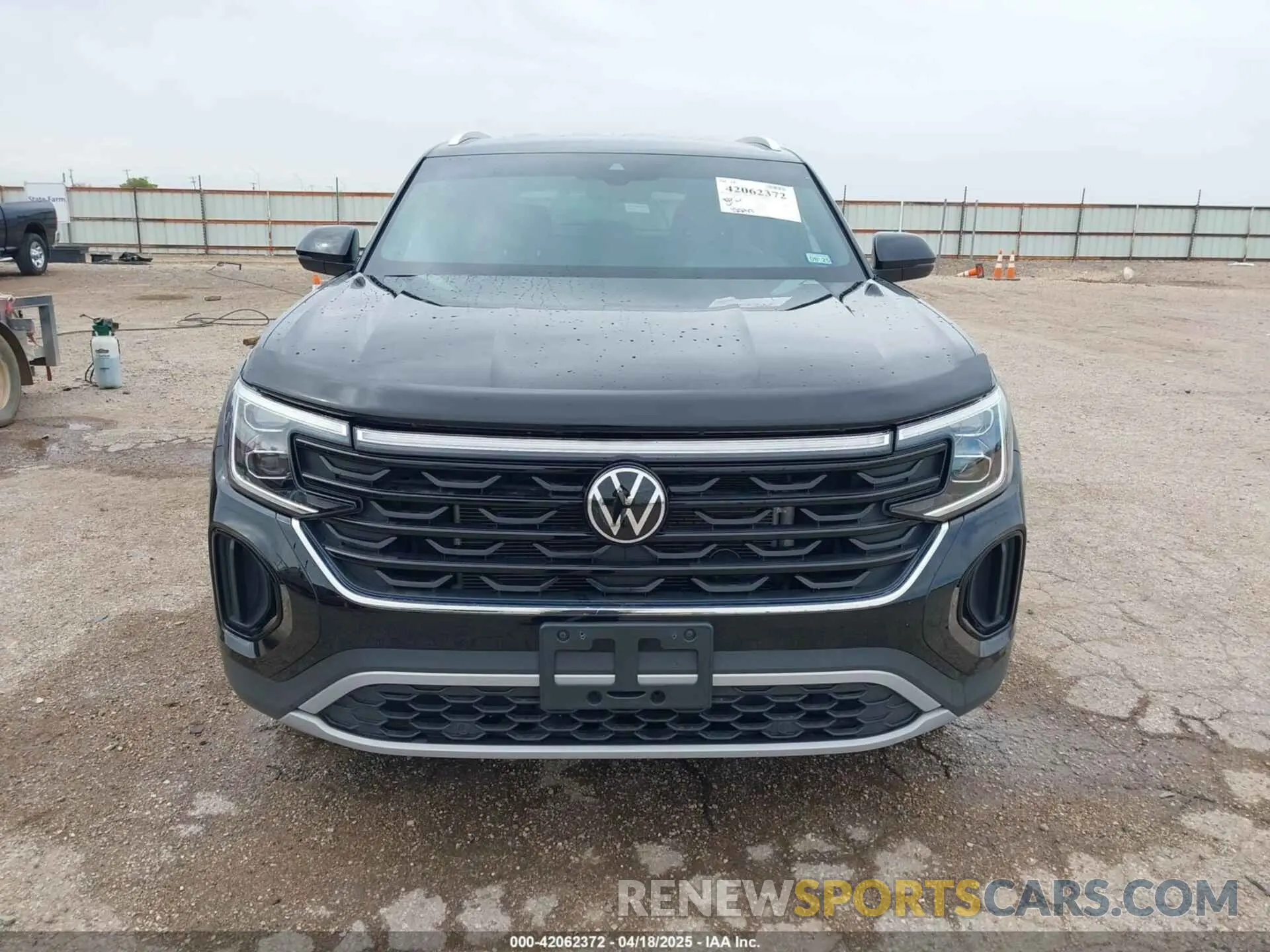 12 Photograph of a damaged car 1V2LE2CA4RC229547 VOLKSWAGEN ATLAS CROSS SPORT 2024
