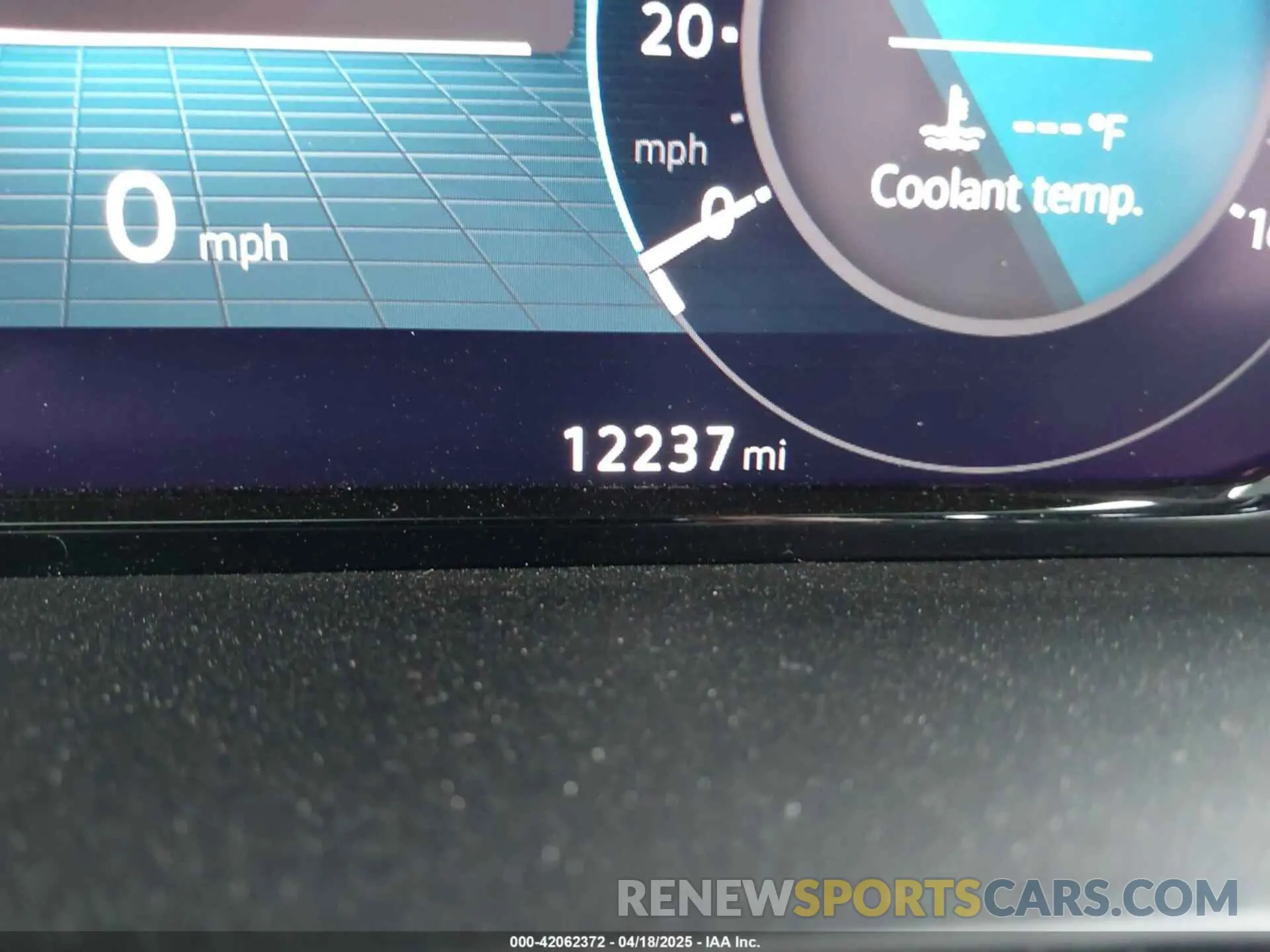 15 Photograph of a damaged car 1V2LE2CA4RC229547 VOLKSWAGEN ATLAS CROSS SPORT 2024