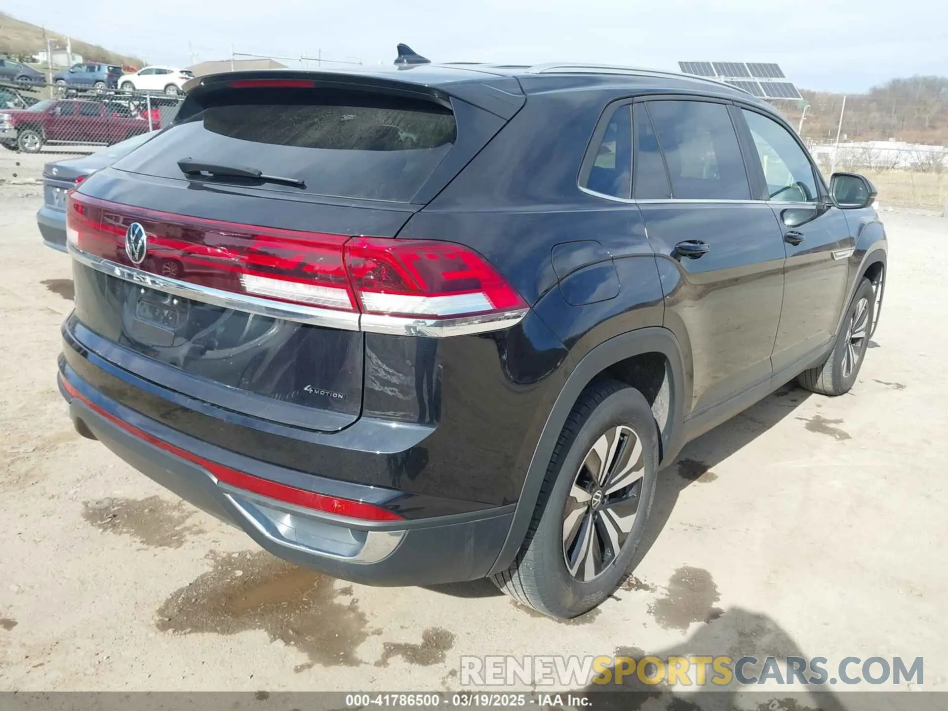 4 Photograph of a damaged car 1V2LE2CA7RC230983 VOLKSWAGEN ATLAS CROSS SPORT 2024
