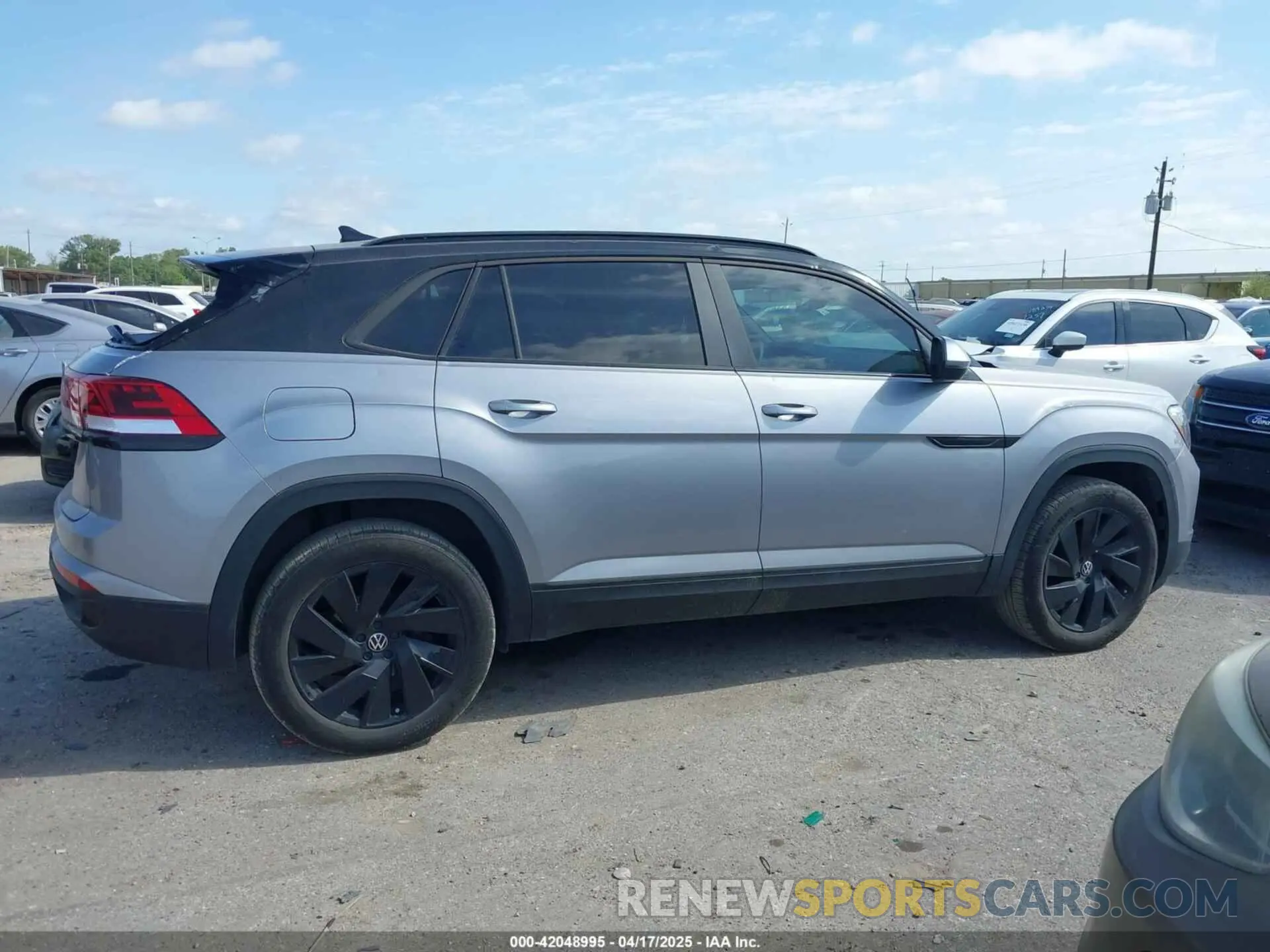13 Photograph of a damaged car 1V2WE2CA0RC201550 VOLKSWAGEN ATLAS CROSS SPORT 2024