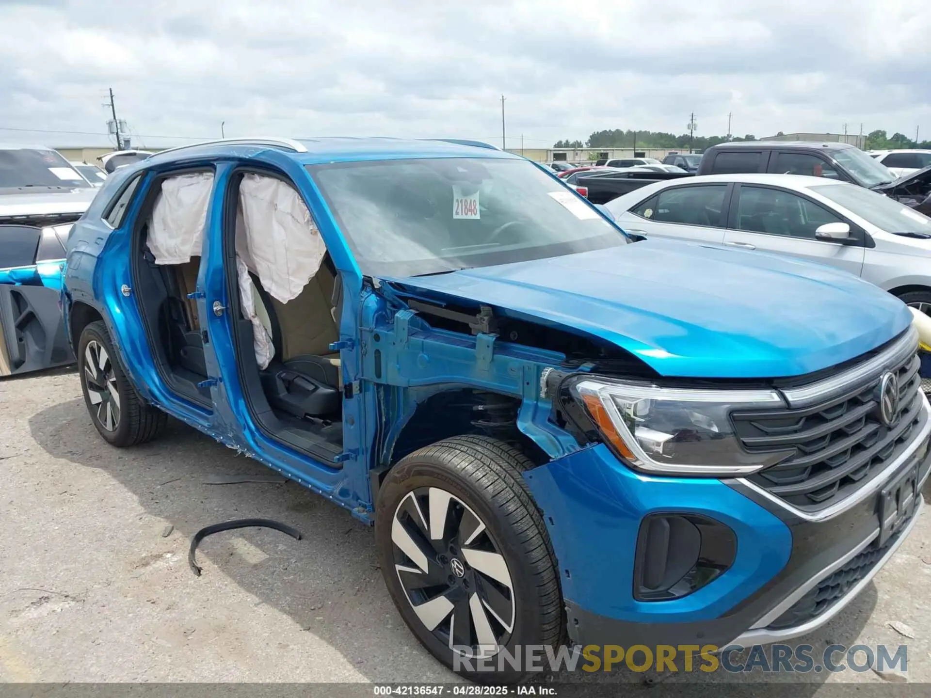 6 Photograph of a damaged car 1V2WE2CA2RC208807 VOLKSWAGEN ATLAS CROSS SPORT 2024