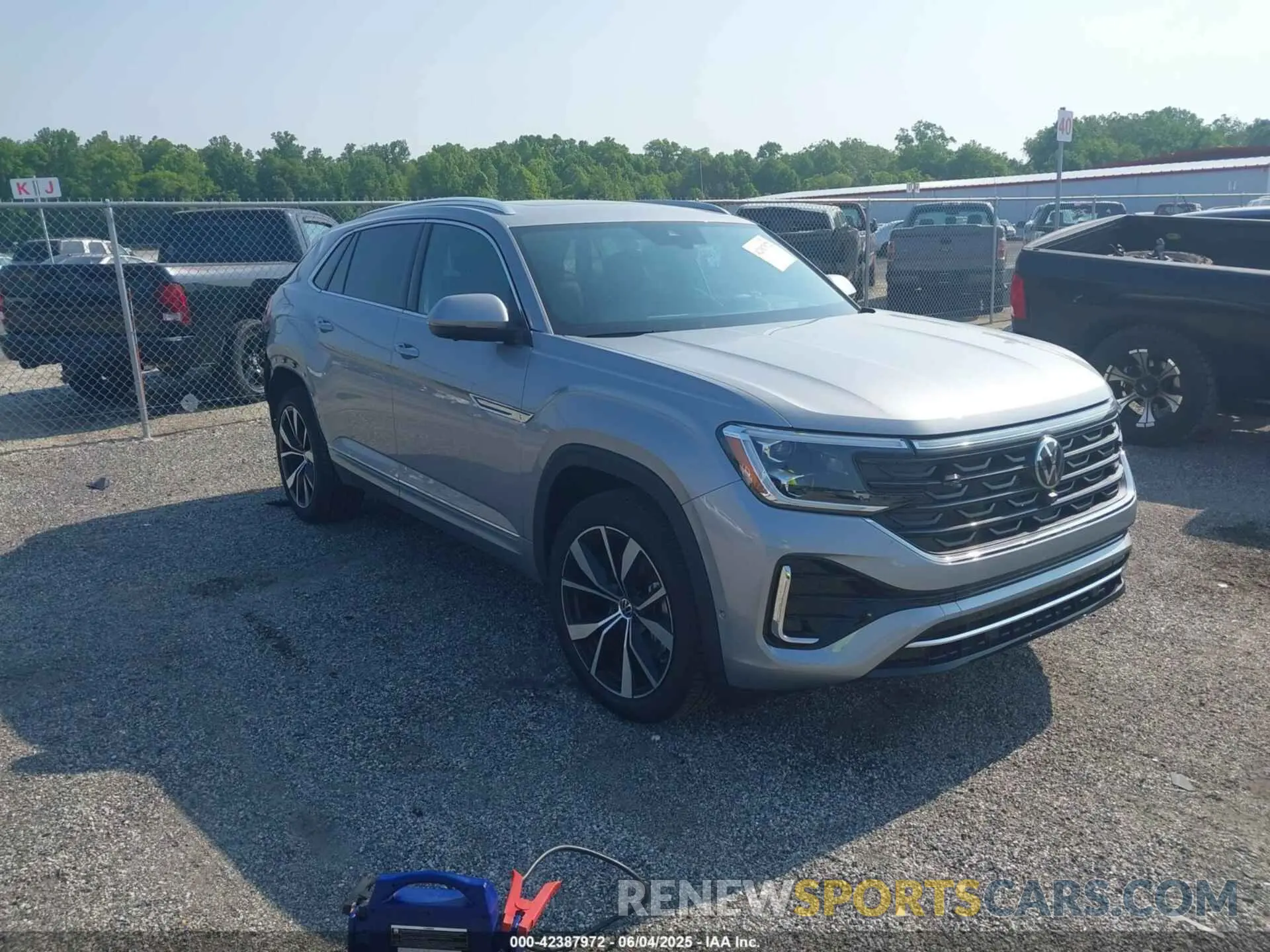 1 Photograph of a damaged car 1V2FE2CA3SC216551 VOLKSWAGEN ATLAS CROSS SPORT 2025