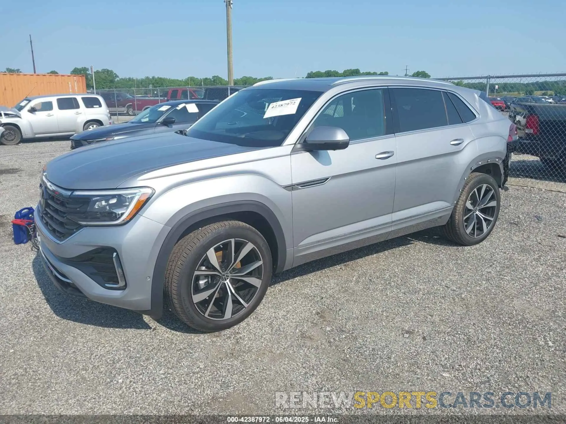 2 Photograph of a damaged car 1V2FE2CA3SC216551 VOLKSWAGEN ATLAS CROSS SPORT 2025