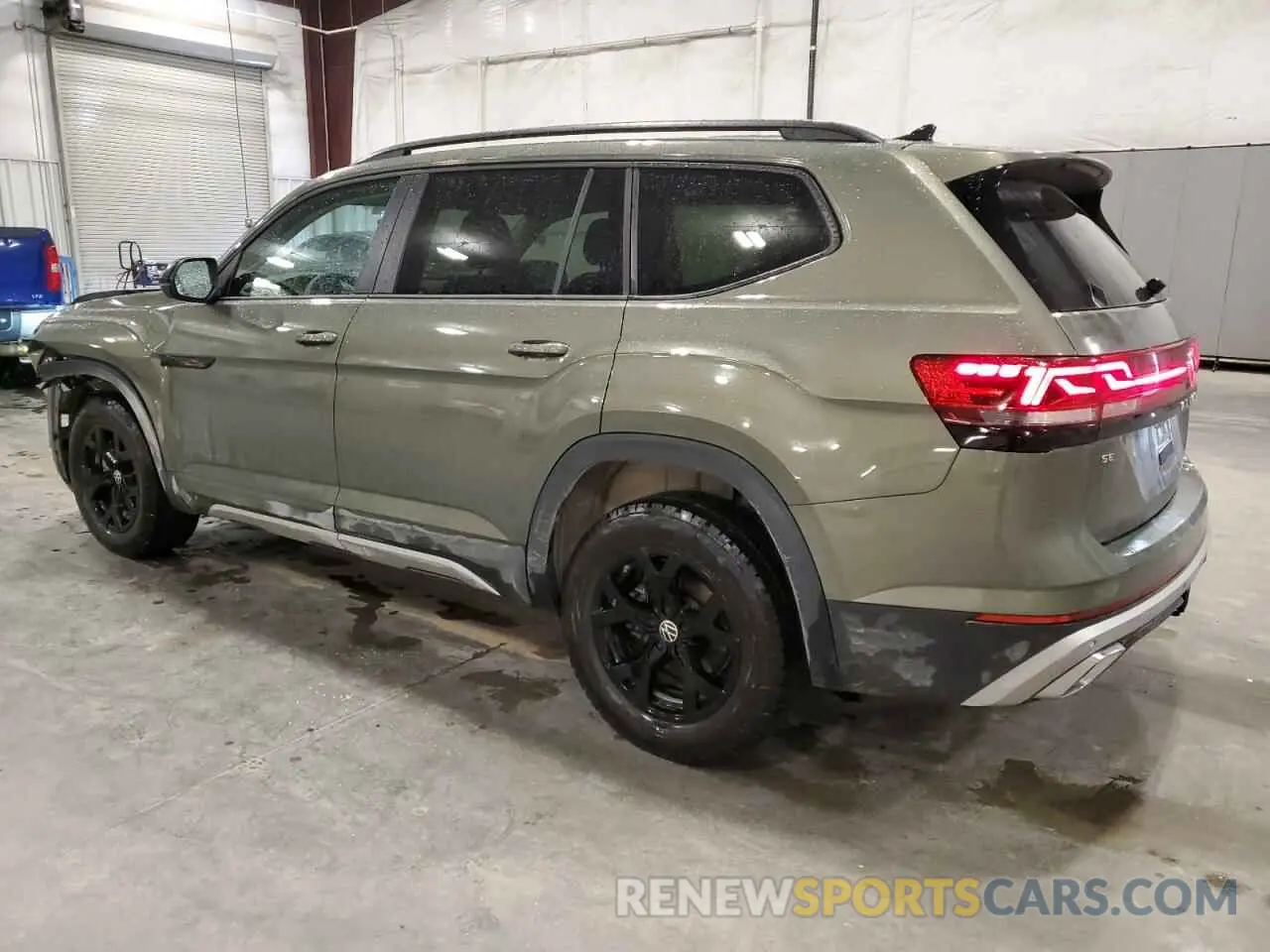 2 Photograph of a damaged car 1V2CR2CA2RC595138 VOLKSWAGEN ATLAS PEAK 2024