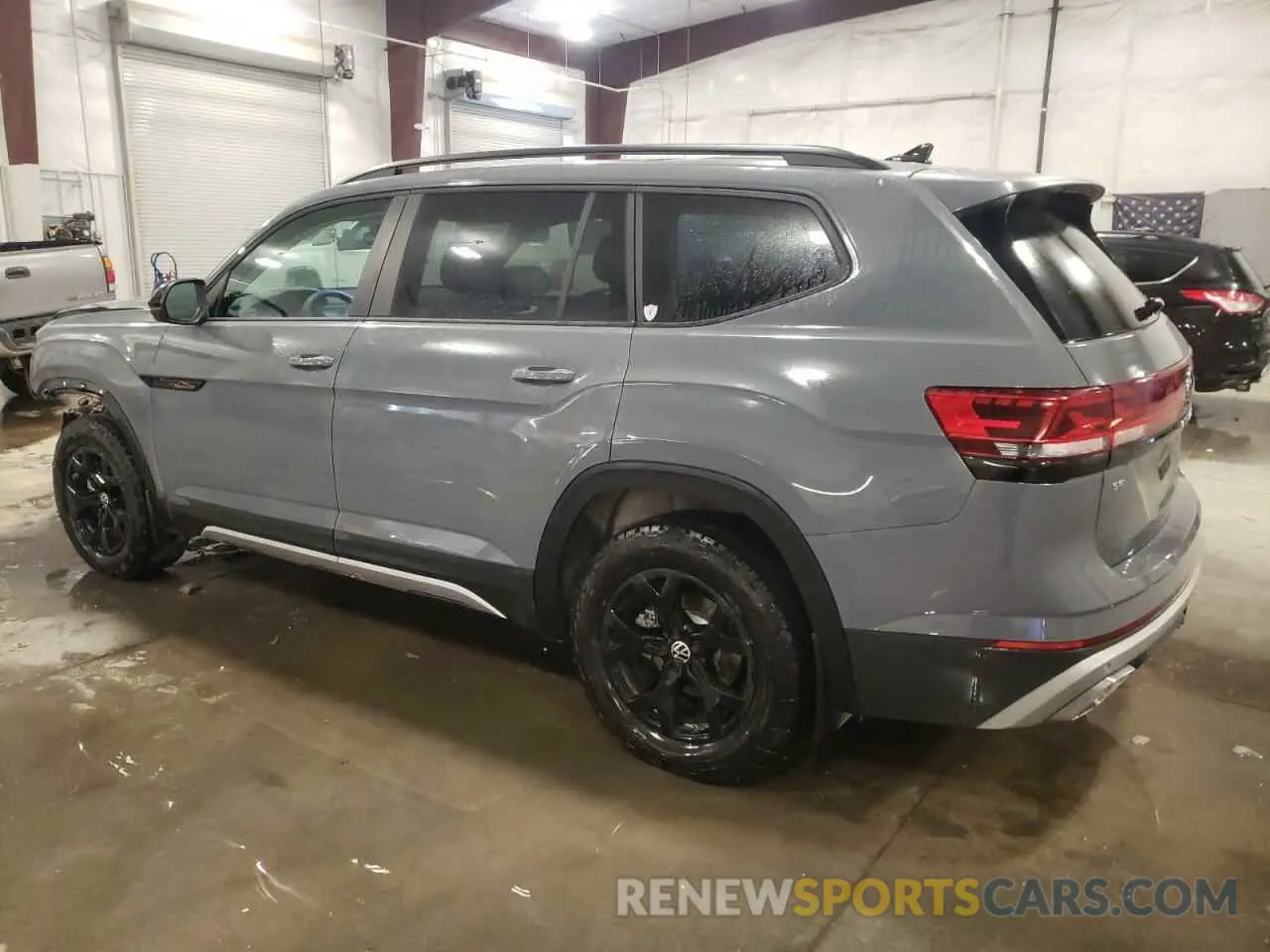 2 Photograph of a damaged car 1V2CR2CA4RC581662 VOLKSWAGEN ATLAS PEAK 2024