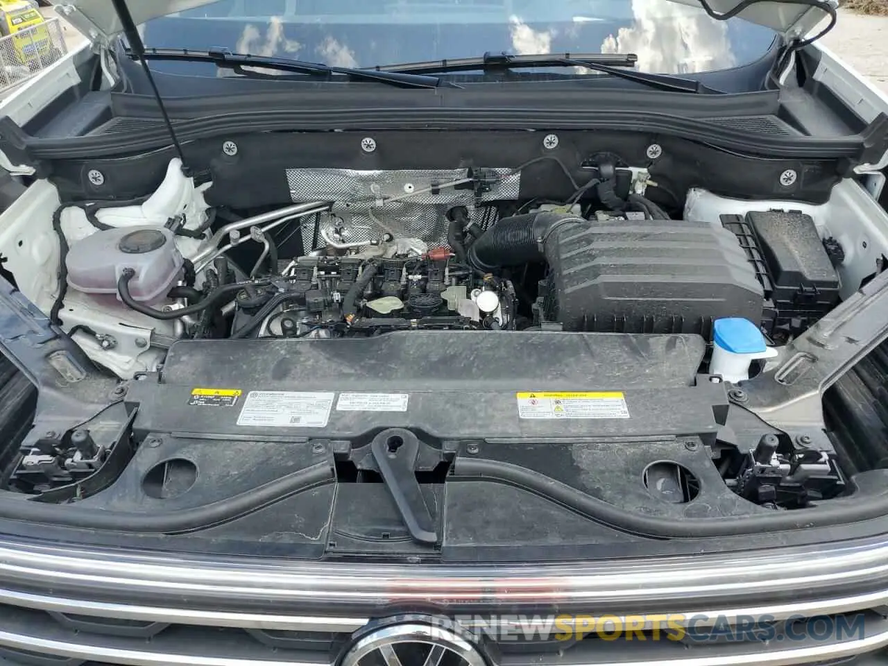 11 Photograph of a damaged car 1V2GR2CA0RC602704 VOLKSWAGEN ATLAS PEAK 2024