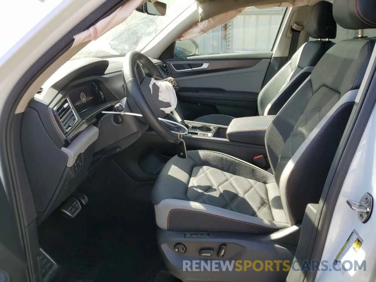 7 Photograph of a damaged car 1V2GR2CA6RC554433 VOLKSWAGEN ATLAS PEAK 2024