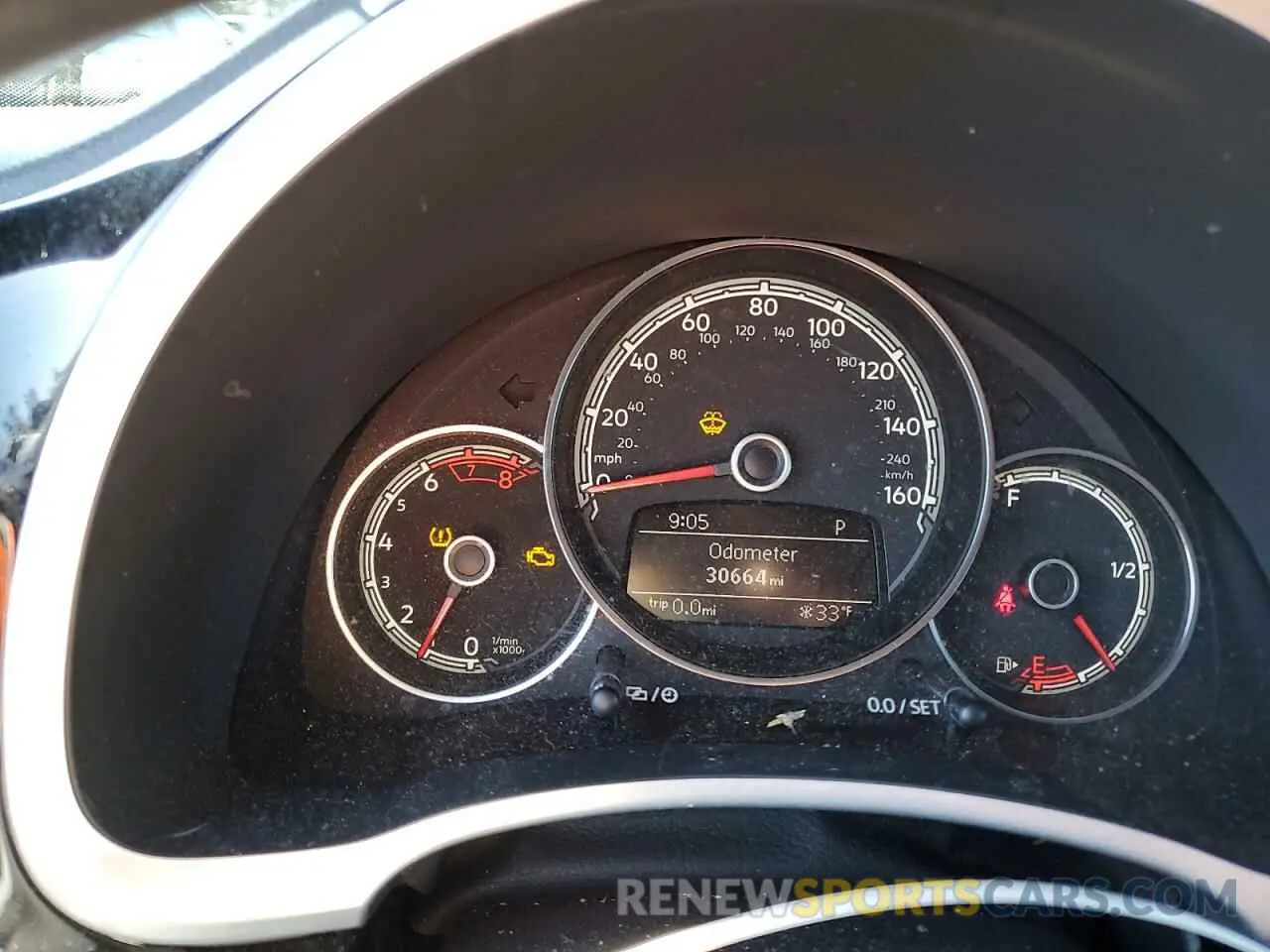 9 Photograph of a damaged car 3VW5DAAT0KM506031 VOLKSWAGEN BEETLE 2019