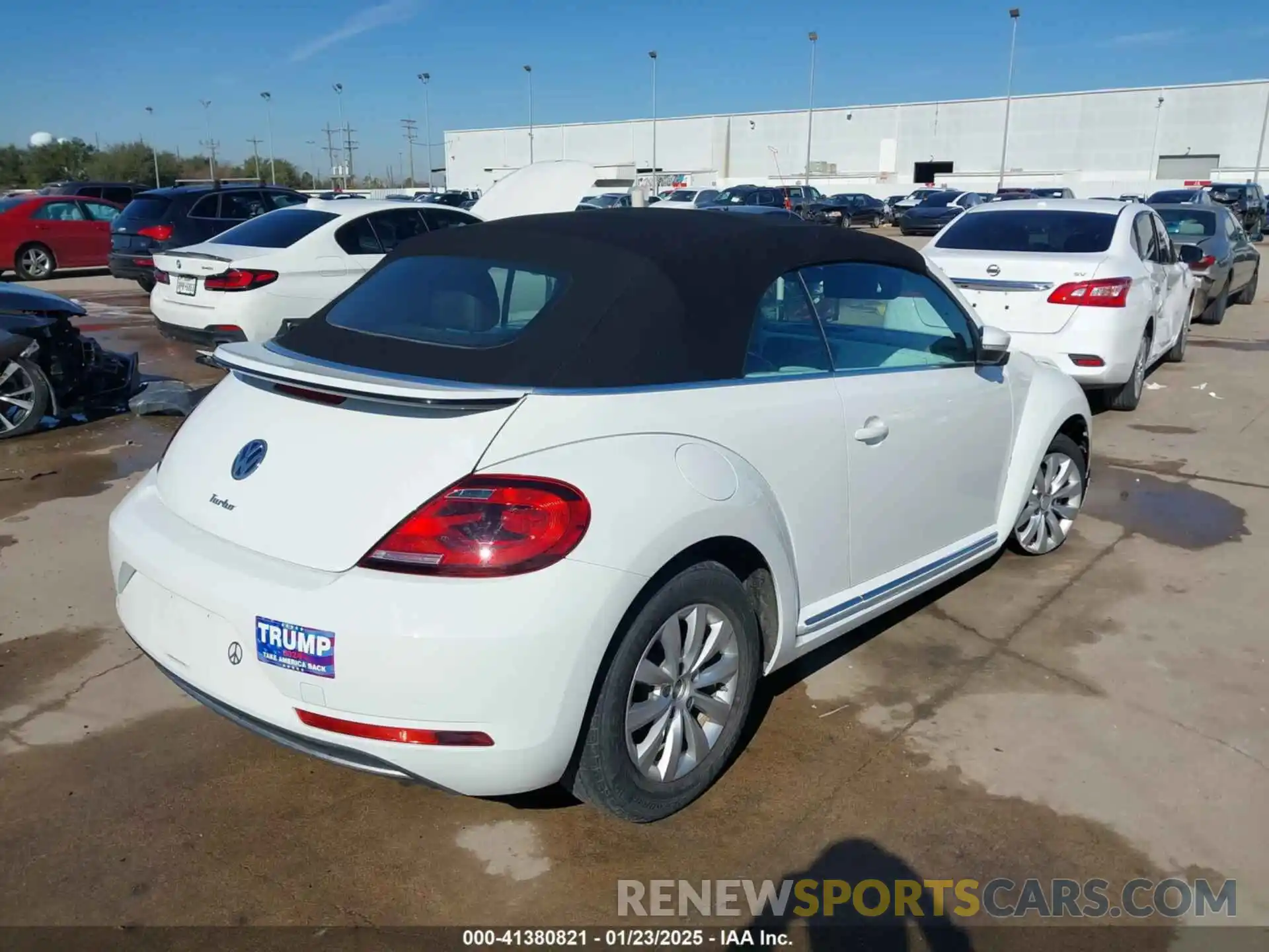 4 Photograph of a damaged car 3VW5DAAT0KM507437 VOLKSWAGEN BEETLE 2019