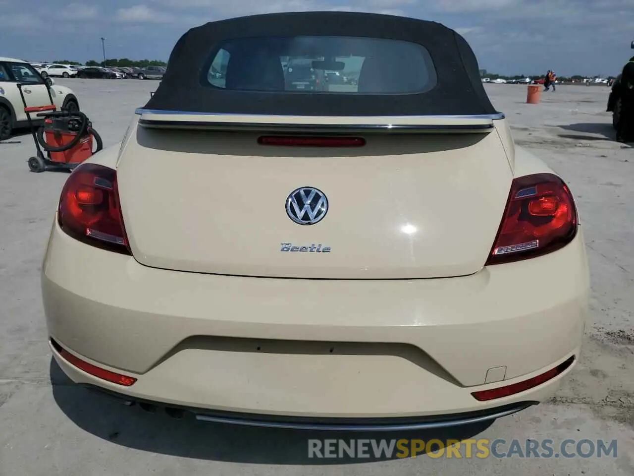 6 Photograph of a damaged car 3VW5DAATXKM500415 VOLKSWAGEN BEETLE 2019