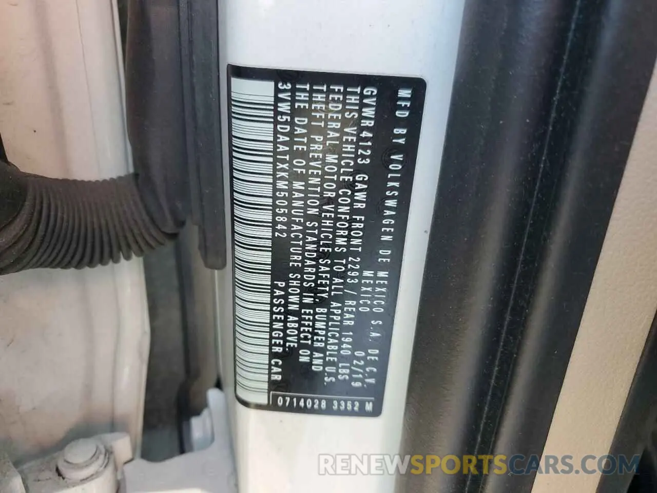 12 Photograph of a damaged car 3VW5DAATXKM505842 VOLKSWAGEN BEETLE 2019