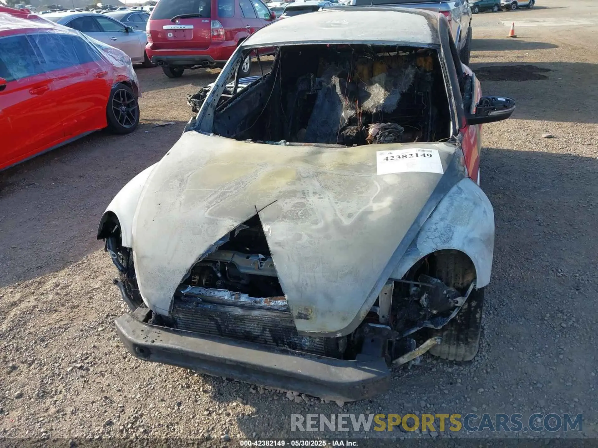6 Photograph of a damaged car 3VWFD7AT0KM705118 VOLKSWAGEN BEETLE 2019