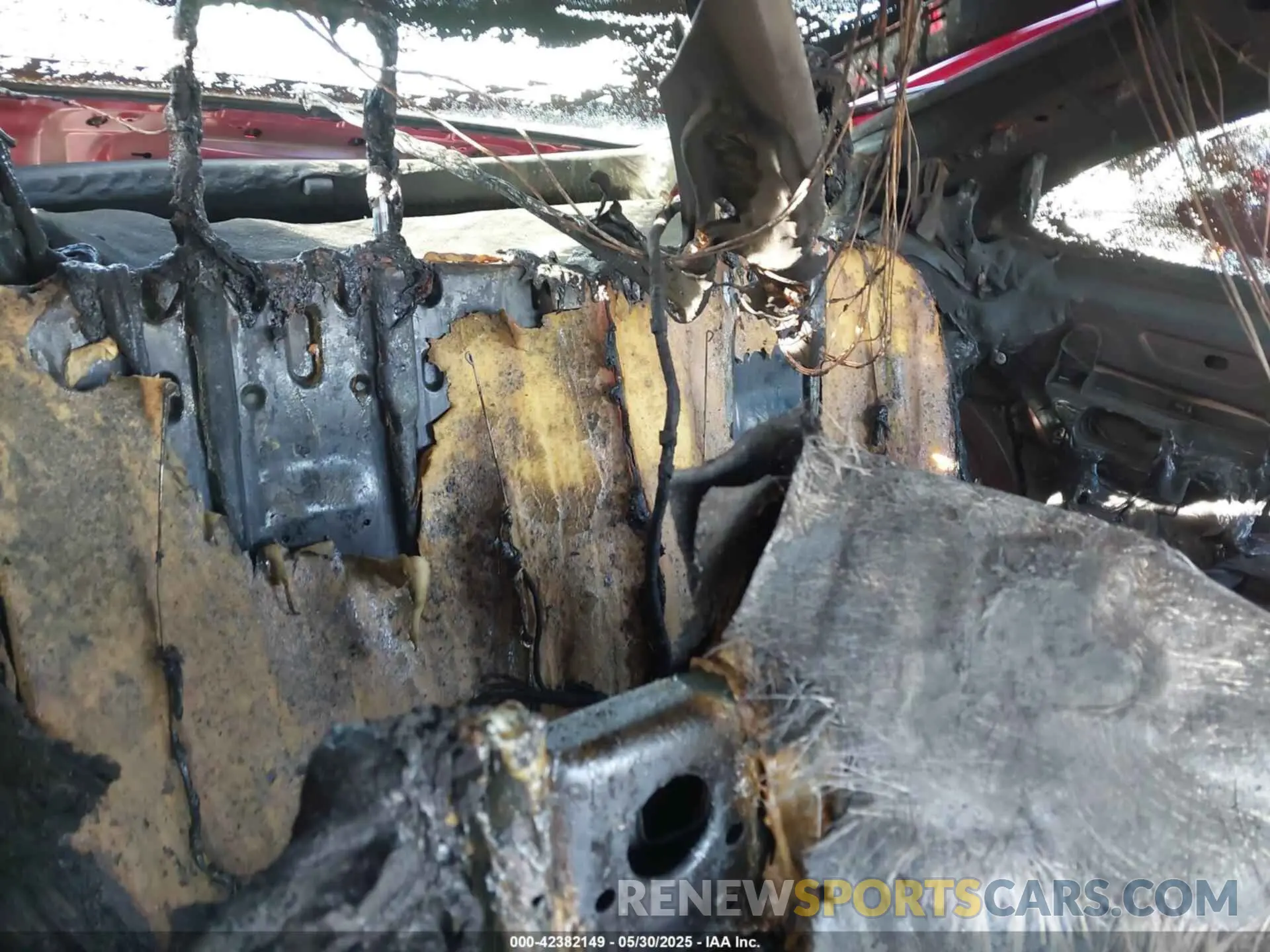 8 Photograph of a damaged car 3VWFD7AT0KM705118 VOLKSWAGEN BEETLE 2019