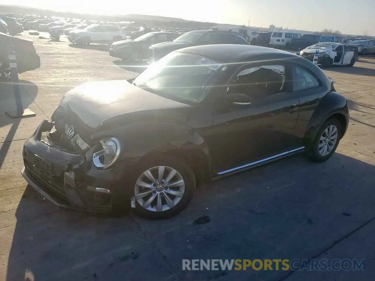 1 Photograph of a damaged car 3VWFD7AT1KM708237 VOLKSWAGEN BEETLE 2019