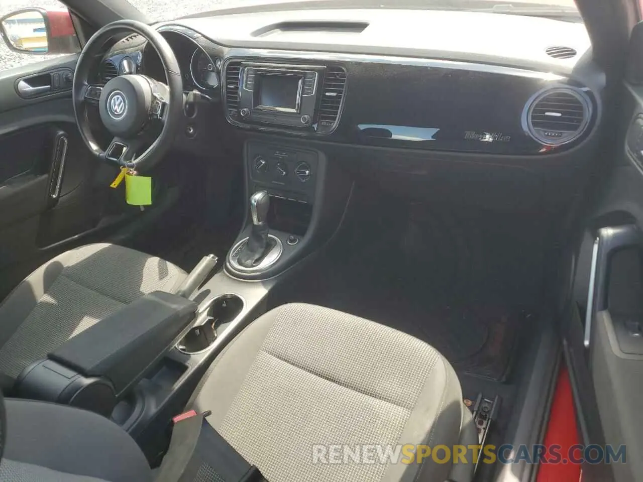 8 Photograph of a damaged car 3VWFD7AT5KM710895 VOLKSWAGEN BEETLE 2019