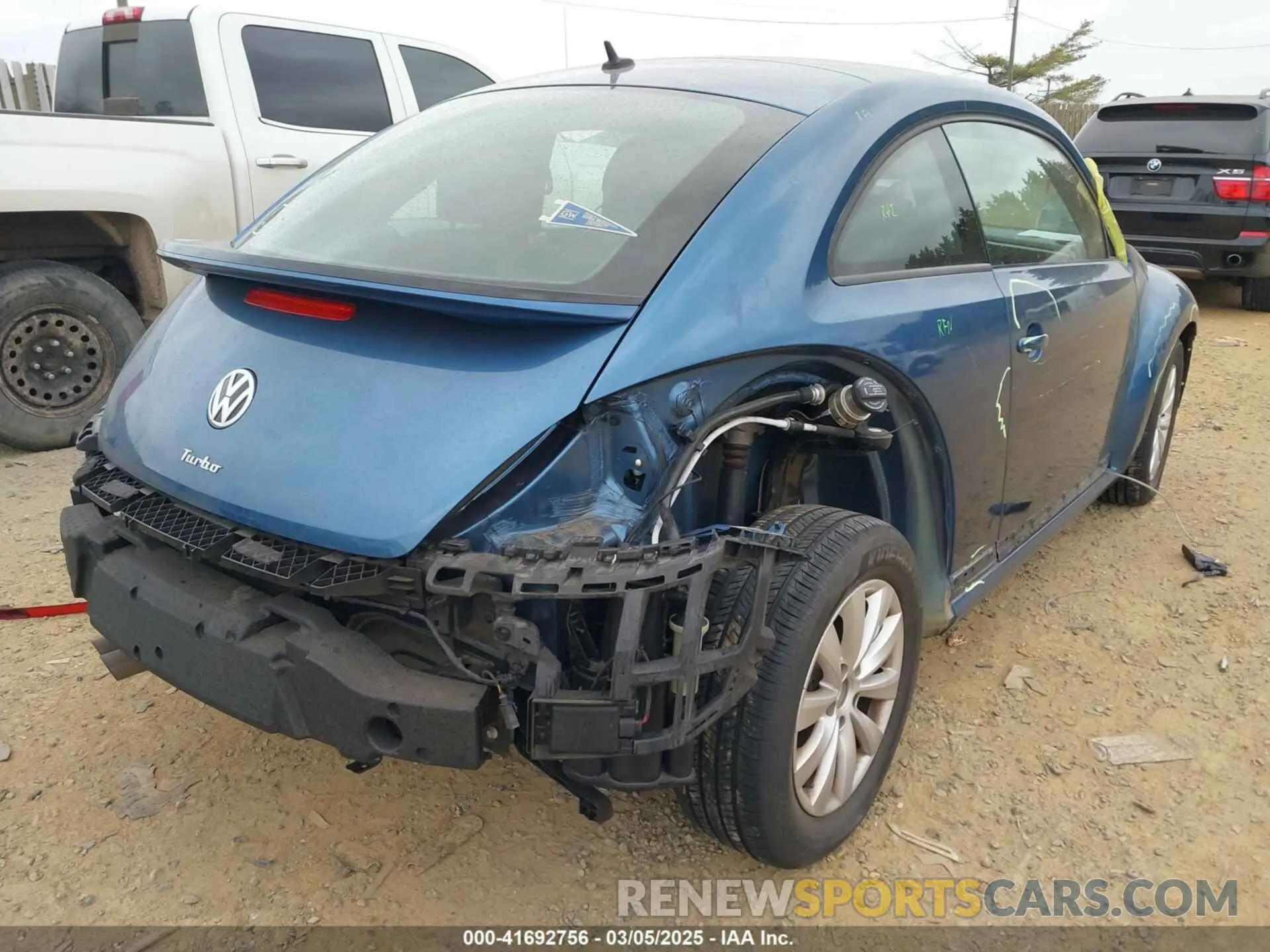 4 Photograph of a damaged car 3VWFD7AT8KM708865 VOLKSWAGEN BEETLE 2019