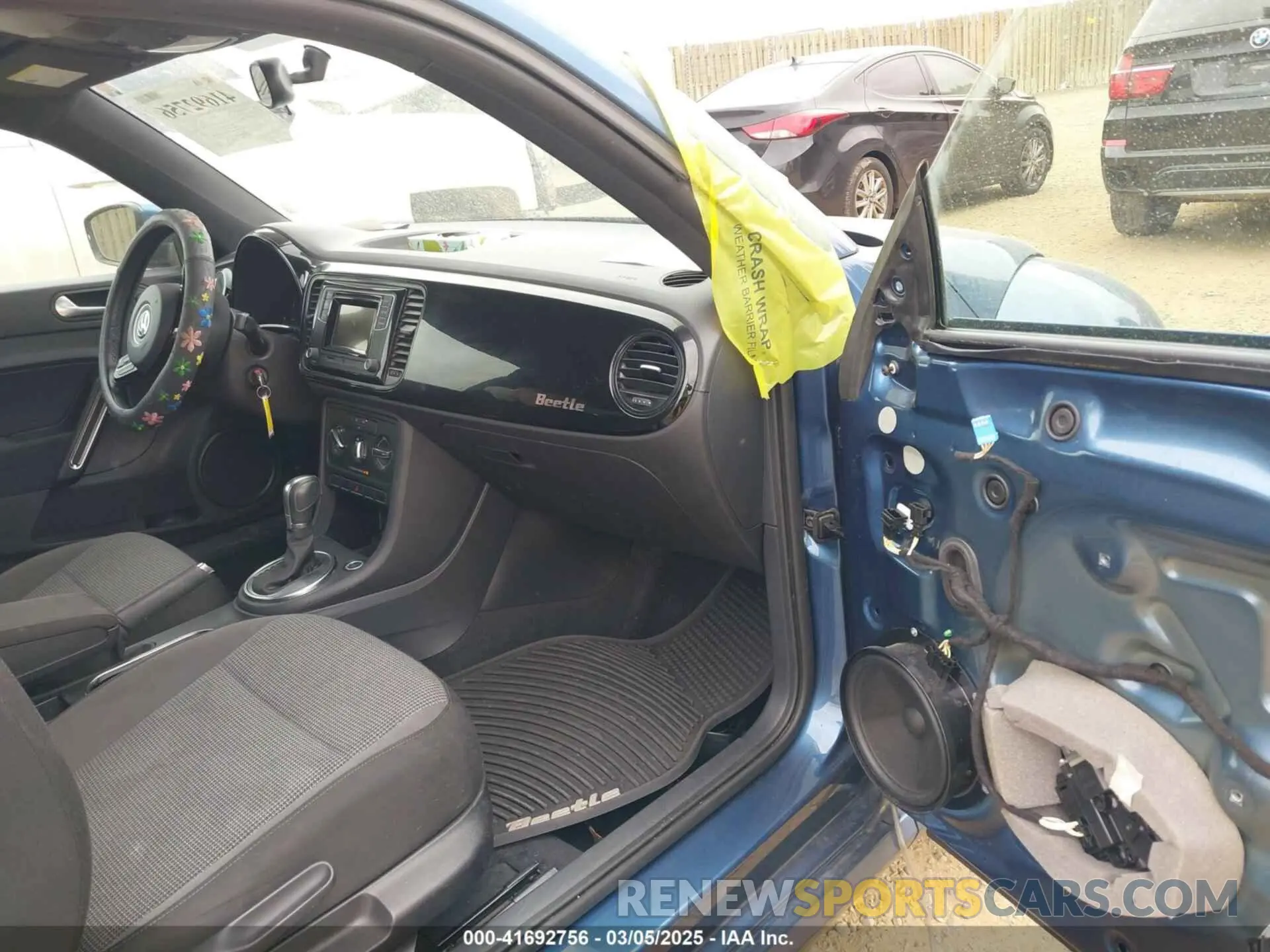 5 Photograph of a damaged car 3VWFD7AT8KM708865 VOLKSWAGEN BEETLE 2019