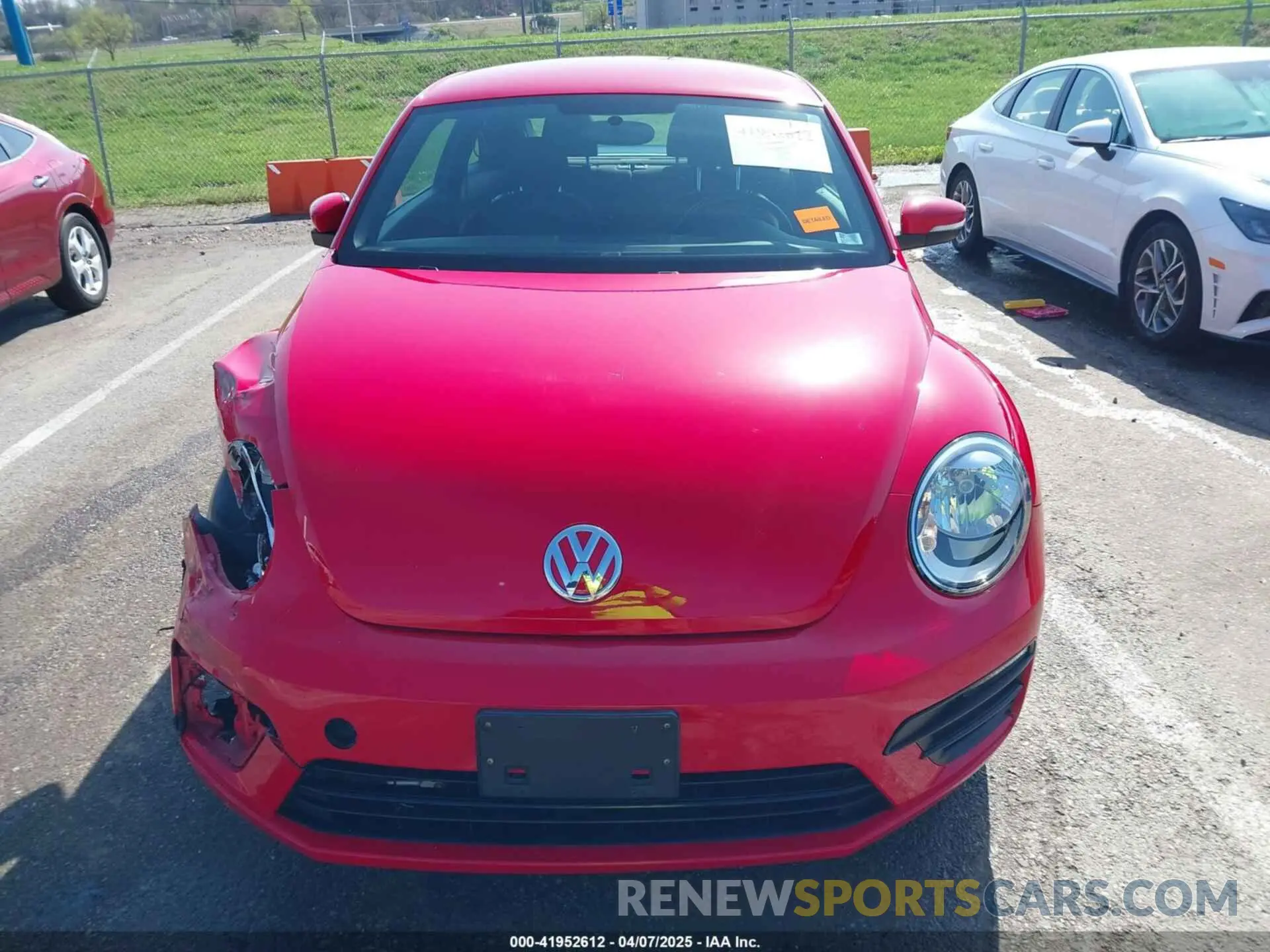 12 Photograph of a damaged car 3VWFD7AT8KM720868 VOLKSWAGEN BEETLE 2019