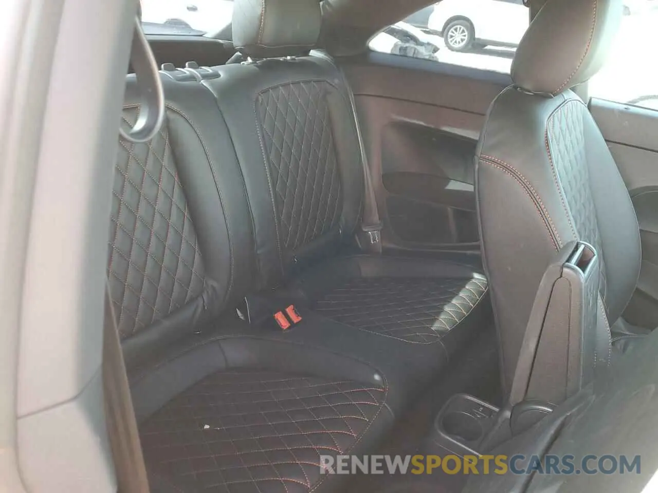 10 Photograph of a damaged car 3VWFD7AT9KM712147 VOLKSWAGEN BEETLE 2019