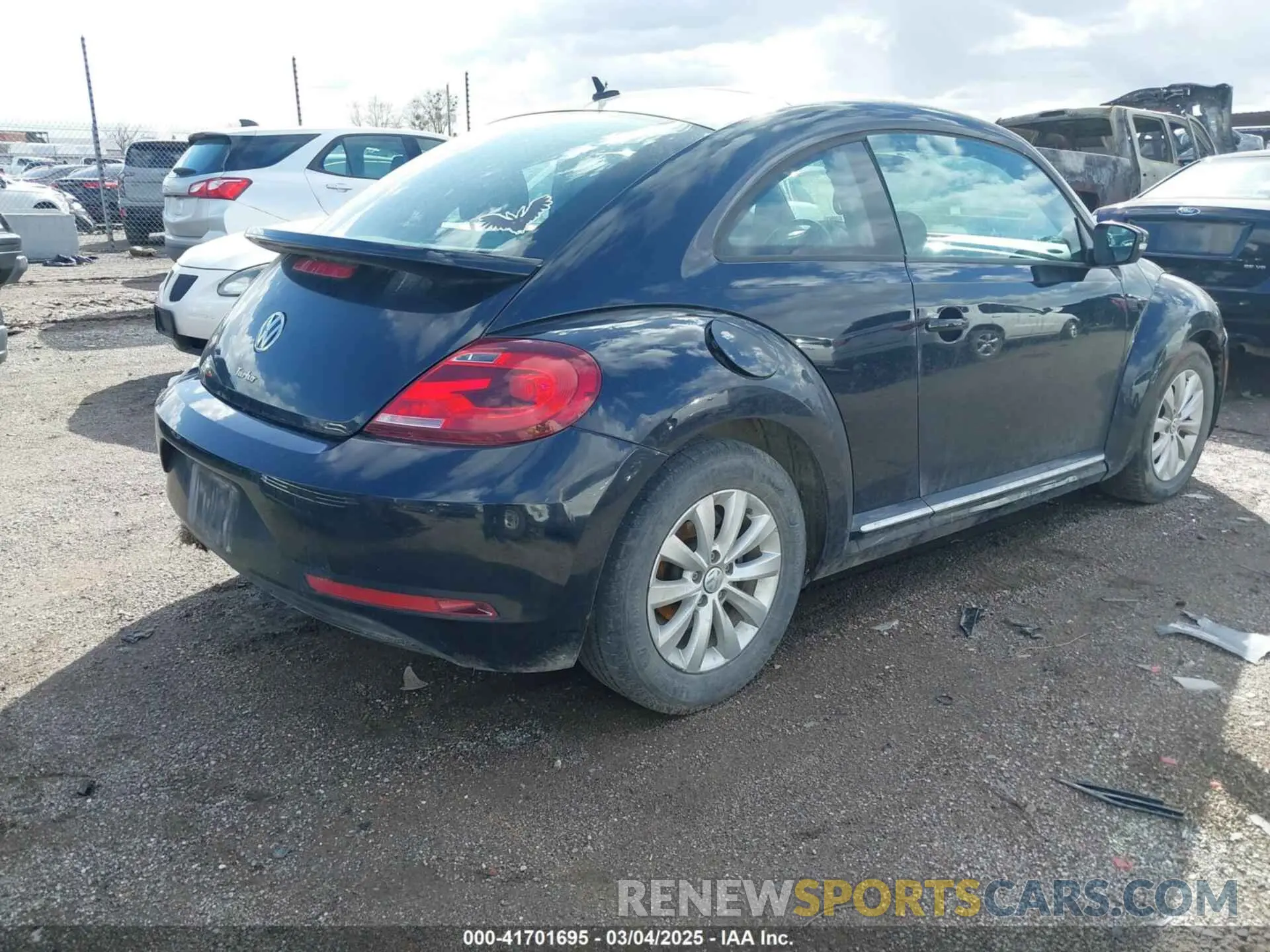 4 Photograph of a damaged car 3VWFD7ATXKM709046 VOLKSWAGEN BEETLE 2019